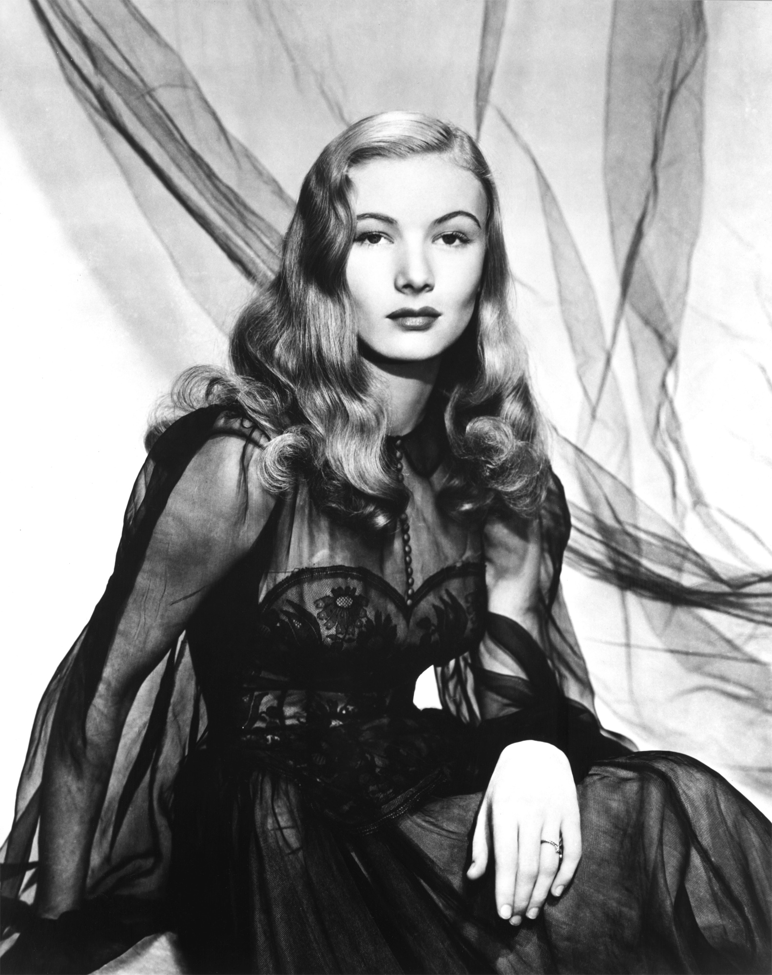 veronica lake wallpaper