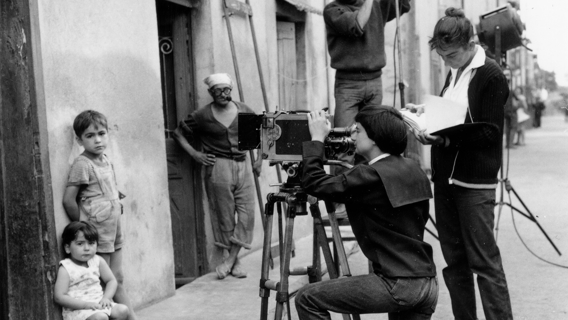 A Love Letter To Agnès Varda's Cinema: La Pointe Courte