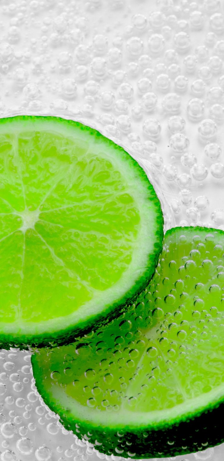 Green lemon slices, bubbles, close up wallpaper. Fruit wallpaper, Lime image, Lemon slice