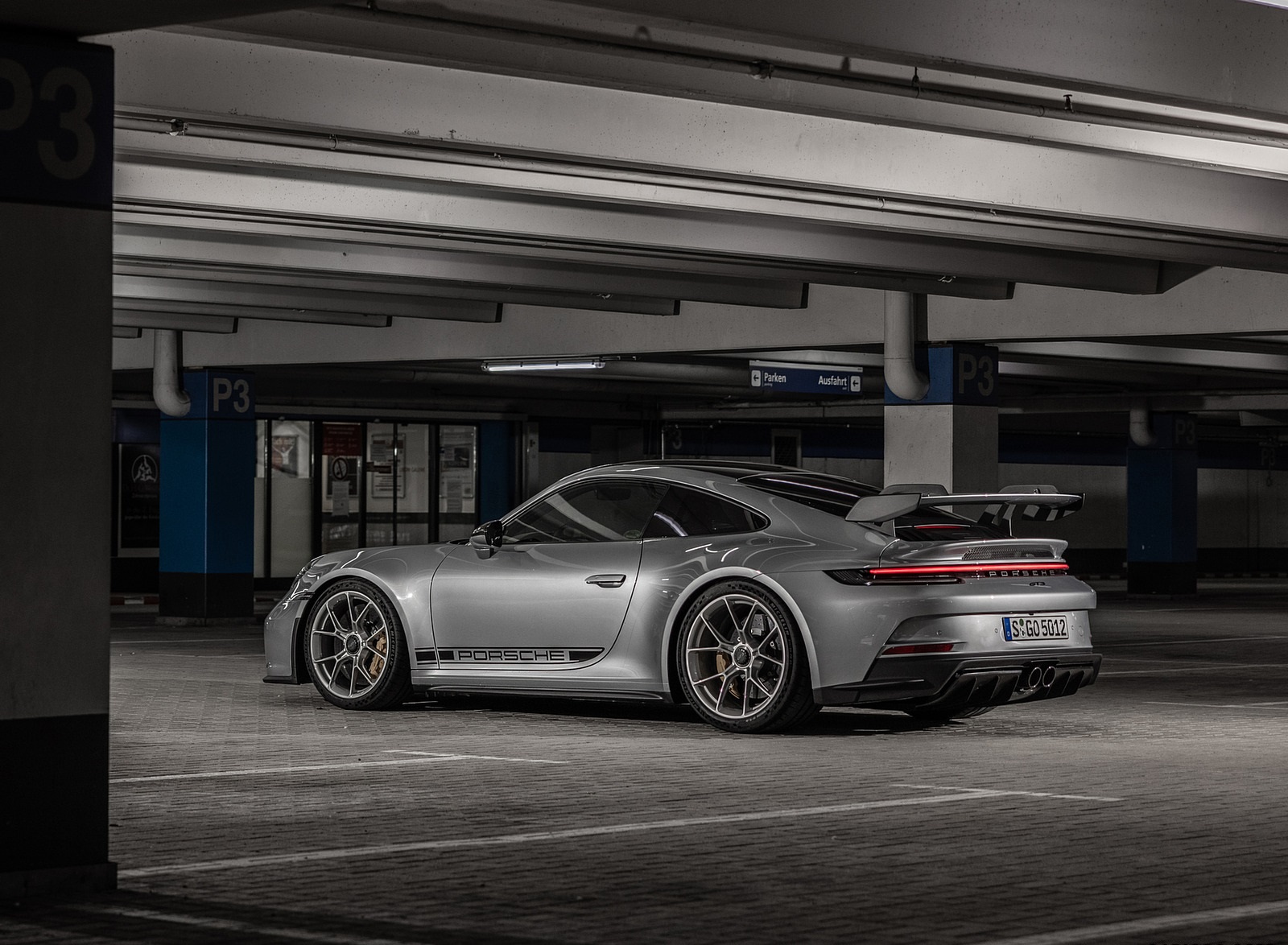 2022 Porsche 911 GT3 (Color: Dolomite Silver Metallic) Rear Three Quarter Wallpaper