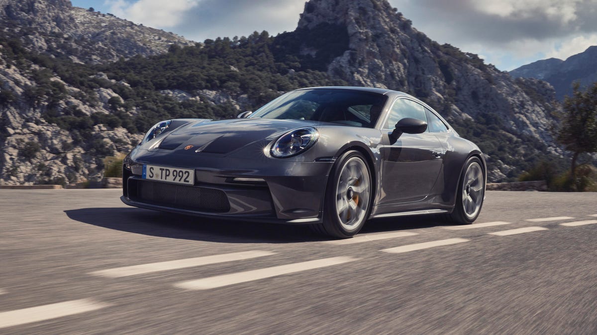 2022 Porsche 911 GT3 Touring is even more of a good thing