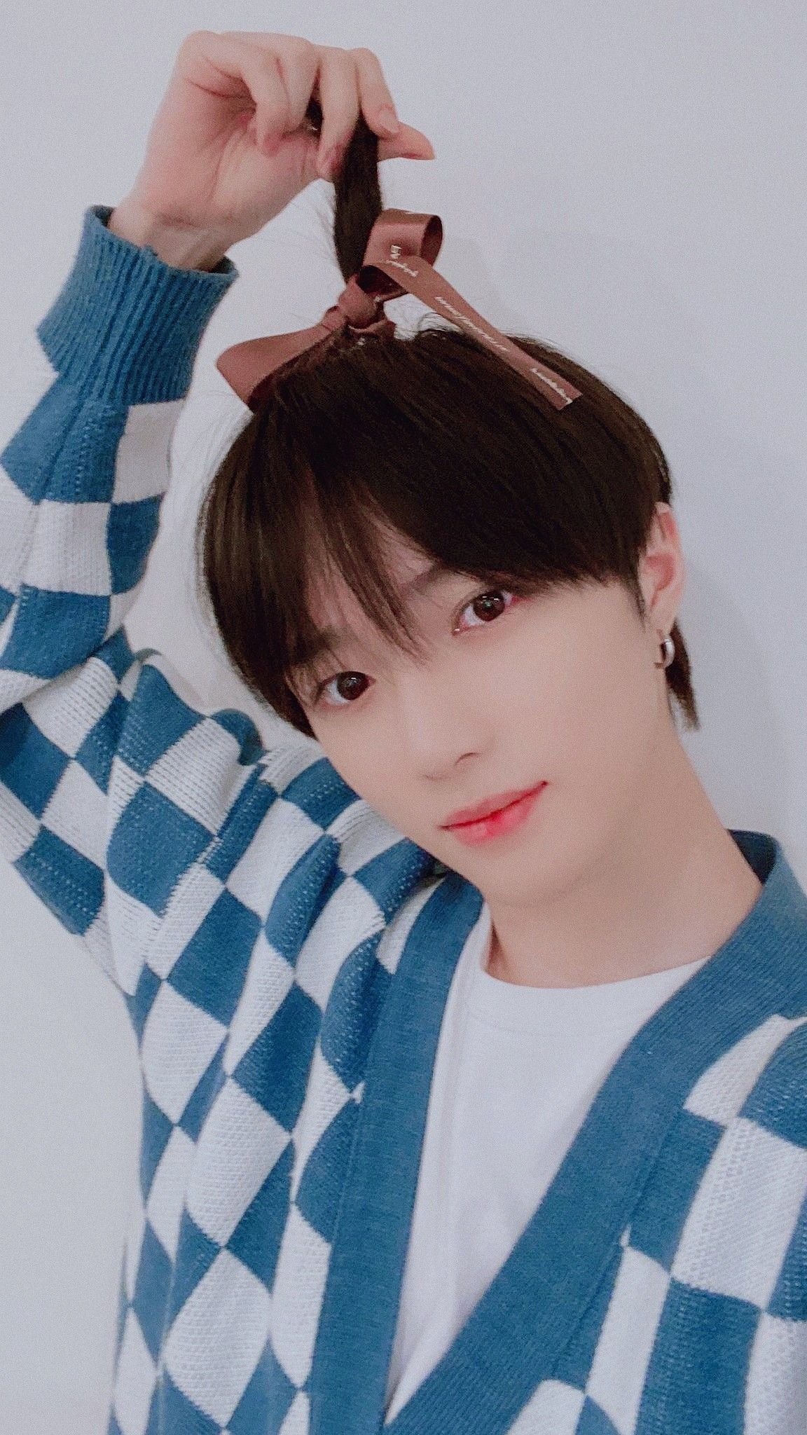beomgyu #txt #wallpaper. Txt, Kpop wallpaper, Kpop posters