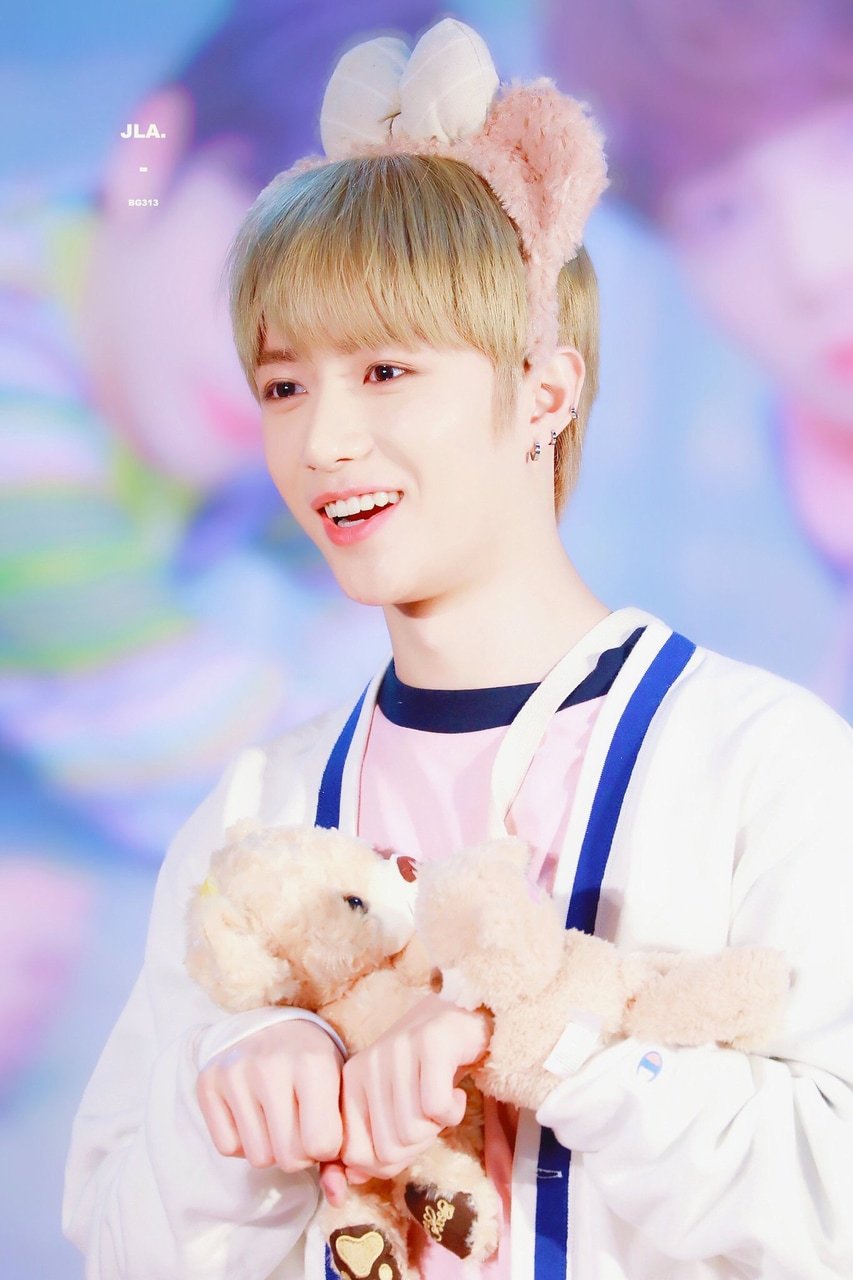 TXT Beomgyu Cute Wallpapers - Wallpaper Cave