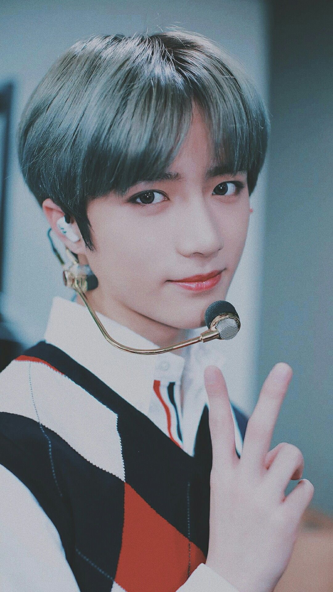 tomorrowxtogether #txt #beomgyu #wallpaper #lockscreen