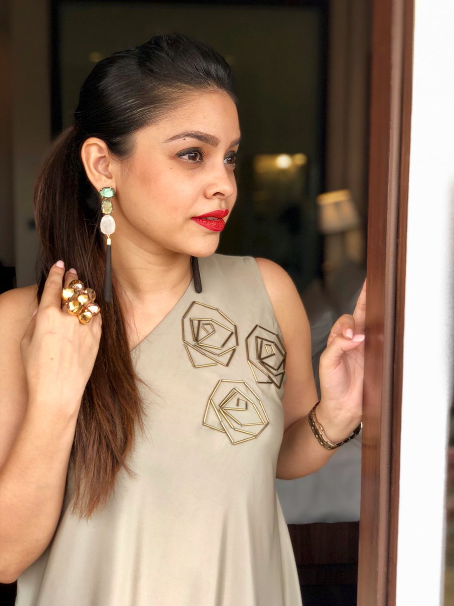 Sumona Chakravarti Wallpapers Wallpaper Cave 