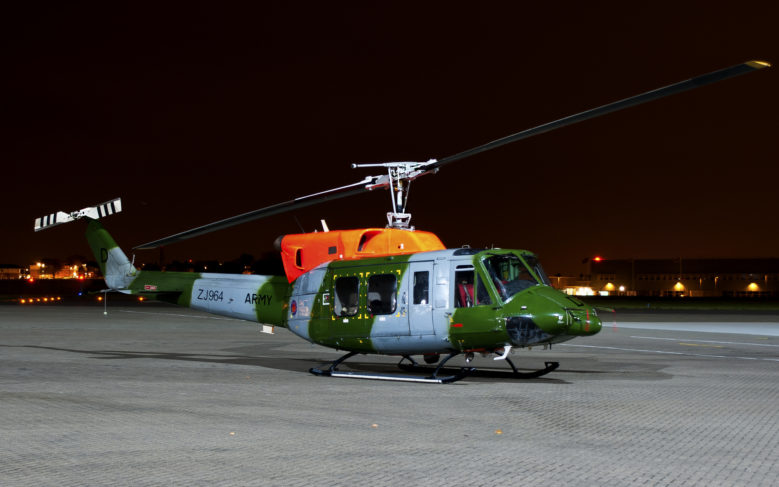 Airfield Bell 212 multi purpose helicopter military wallpaperx1600