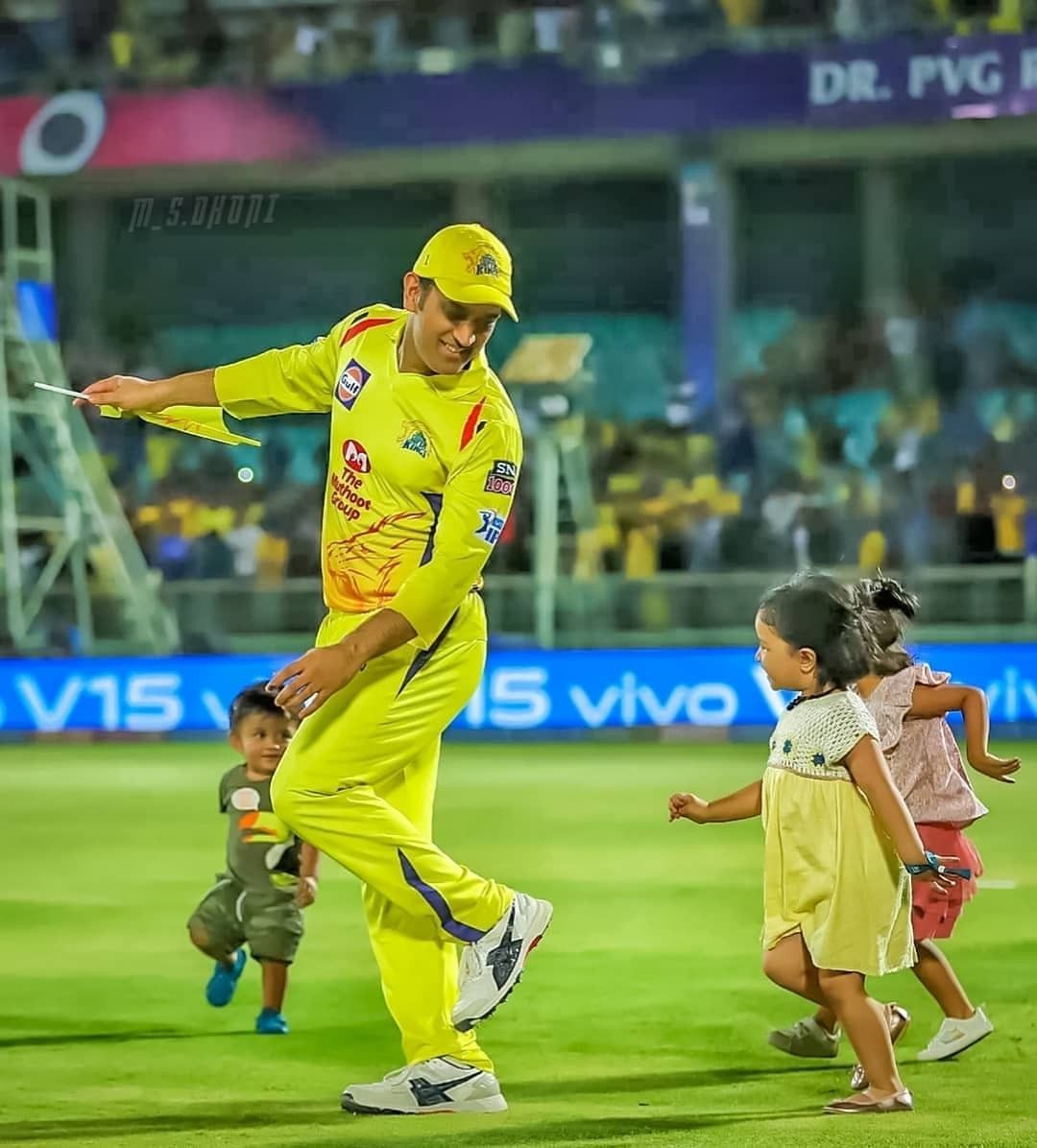 Thala Dhoni ideas. ms dhoni wallpaper, dhoni wallpaper, ms dhoni photo