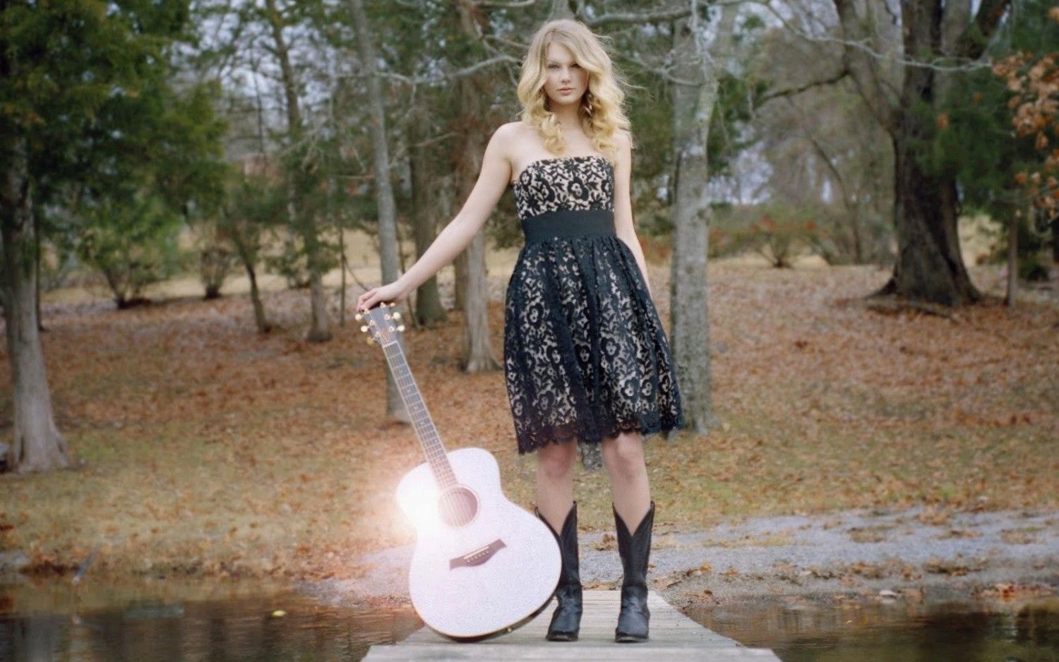 Taylor Swift The Story Of Us Guitar Chords Love Guitar. Taylor swift photohoot, Taylor swift, Taylor swift costume ideas