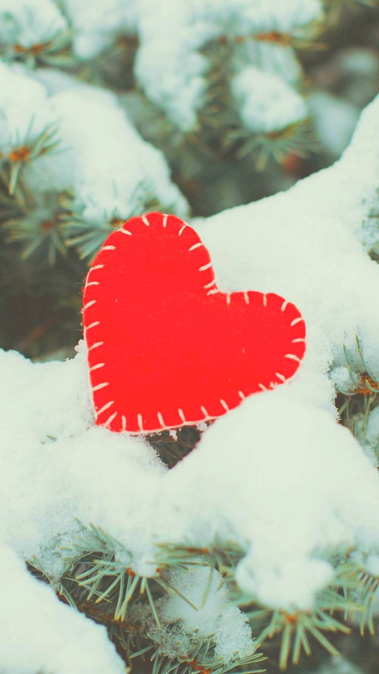 Red Heart in Snow Love HD 1080p Wallpaper Download