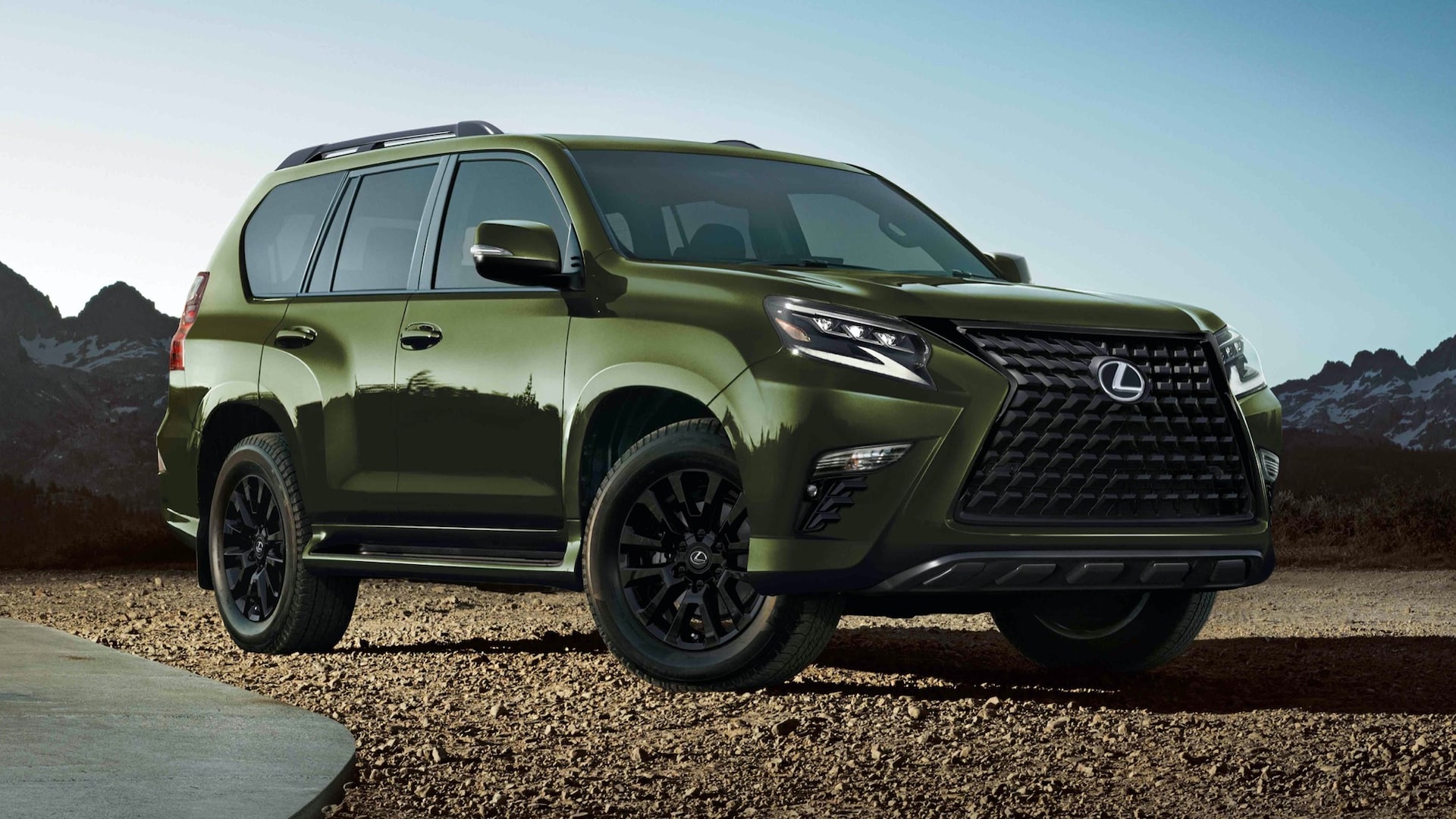 The Old School Lexus GX Gets A New School Display (Finally!)