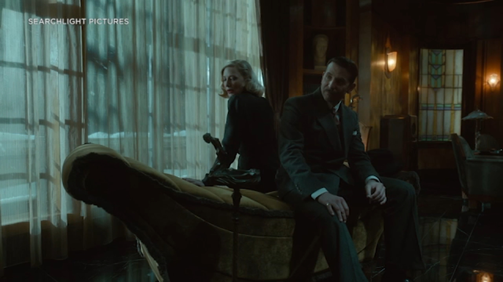 Guillermo Del Toro Provides Behind The Scenes Look At Powerful Casting For 'Nightmare Alley'