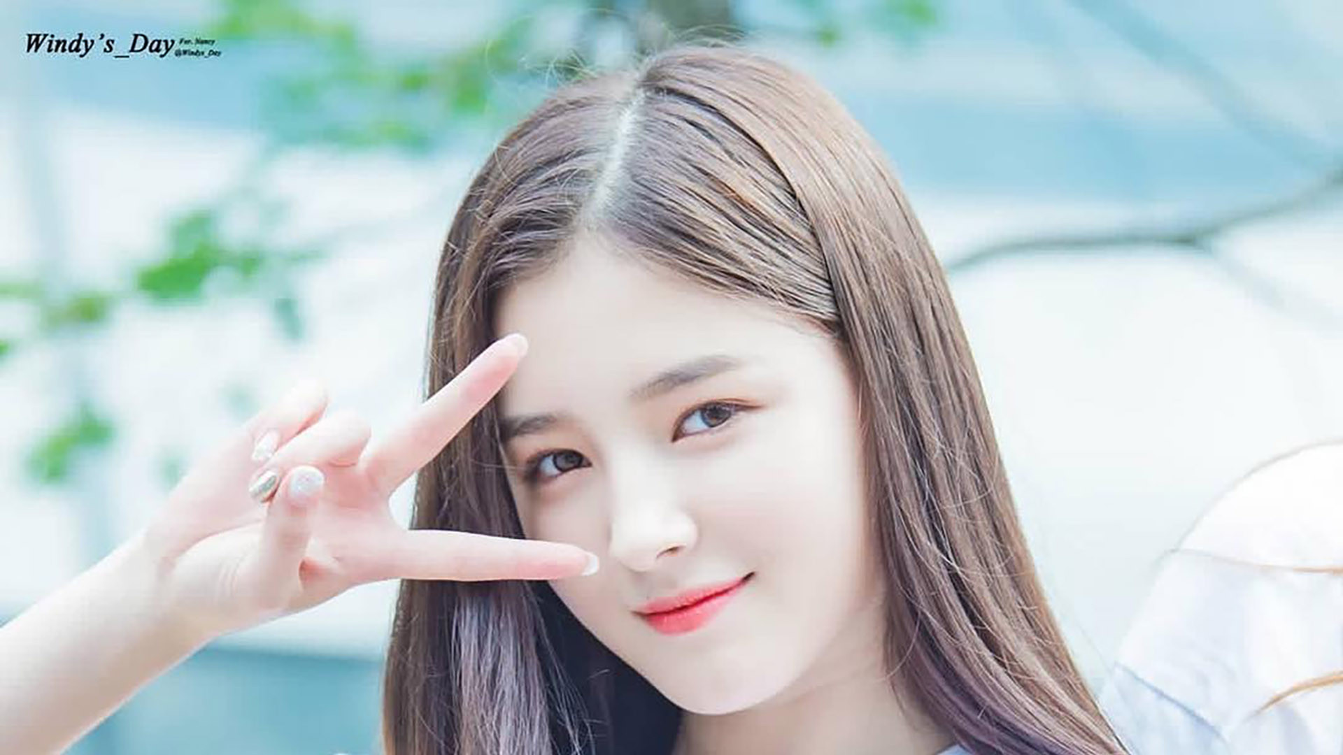Nancy Momoland Wallpaper HD 48165