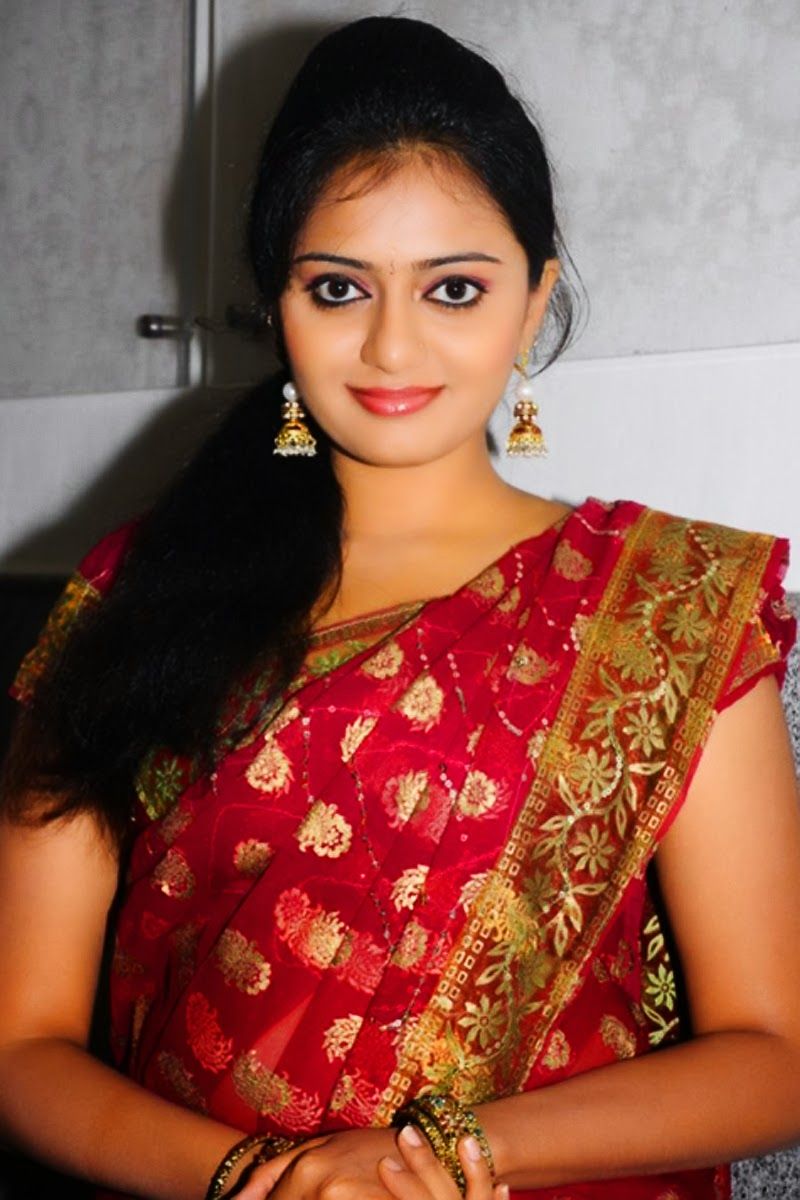 ACTRESS RICHA SINHA IN SAREE HIGH QUALITY PHOTOS PLUS GOLD size image, Filim stills, South Actre. Saree, Indian celebrities, Beautiful indian actress