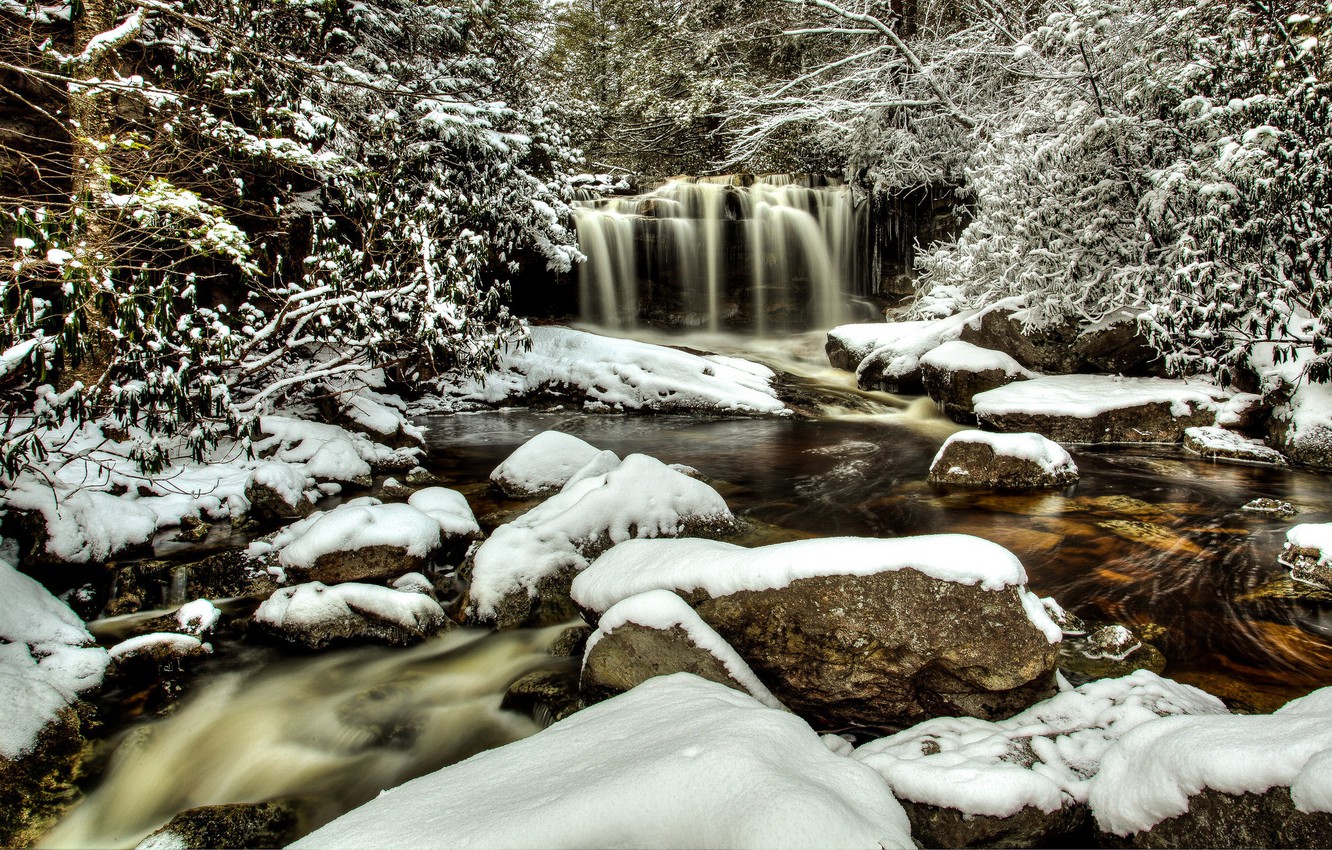 Wallpaper winter, forest, snow, trees, river, stones, waterfall, West Virginia, West Virginia, Blackwater Falls State Park, The Park Is Blackwater Falls, Big Run Falls, Canaan Valley image for desktop, section природа