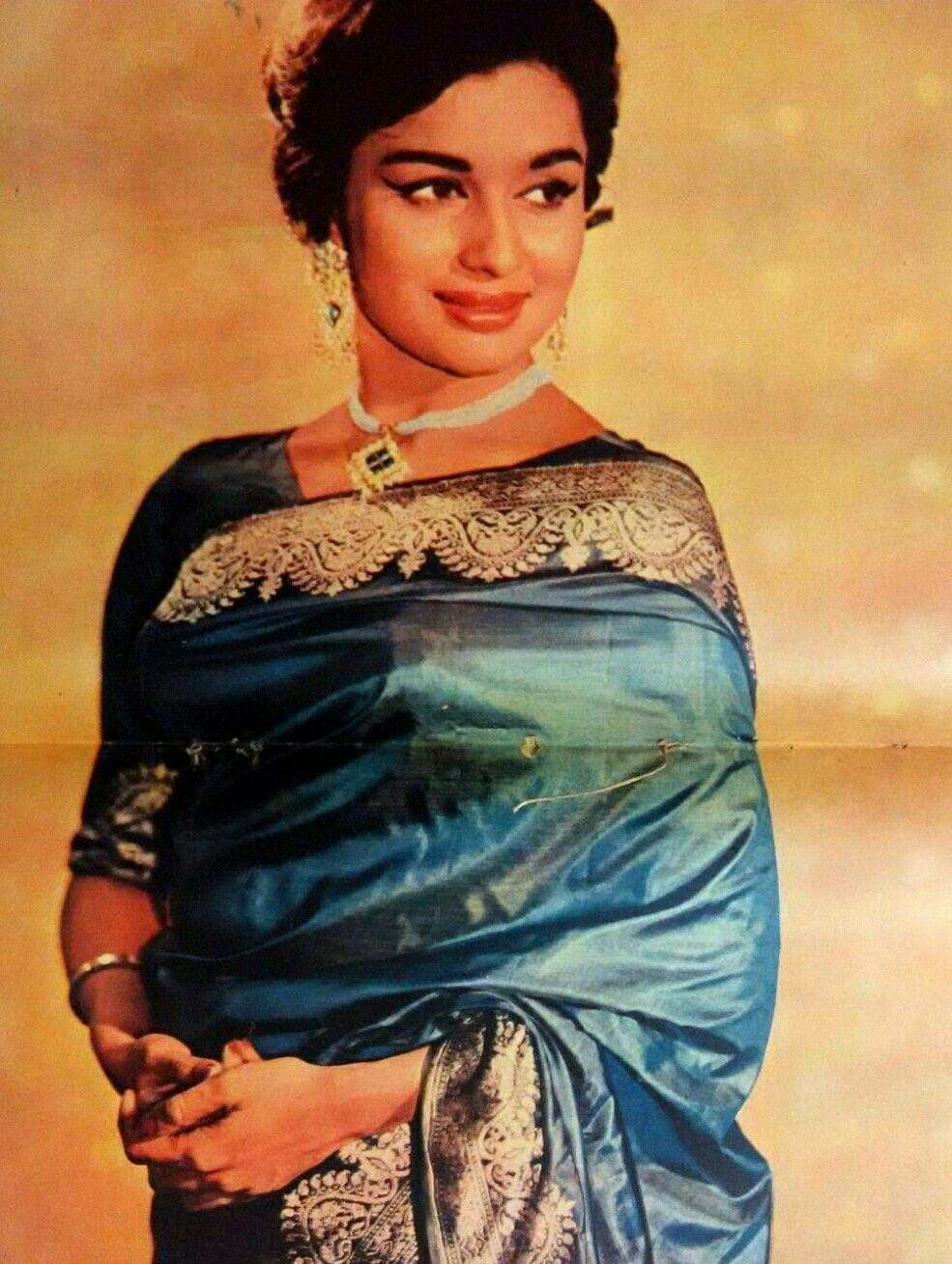 Asha parekh ideas. asha parekh, vintage bollywood, retro bollywood