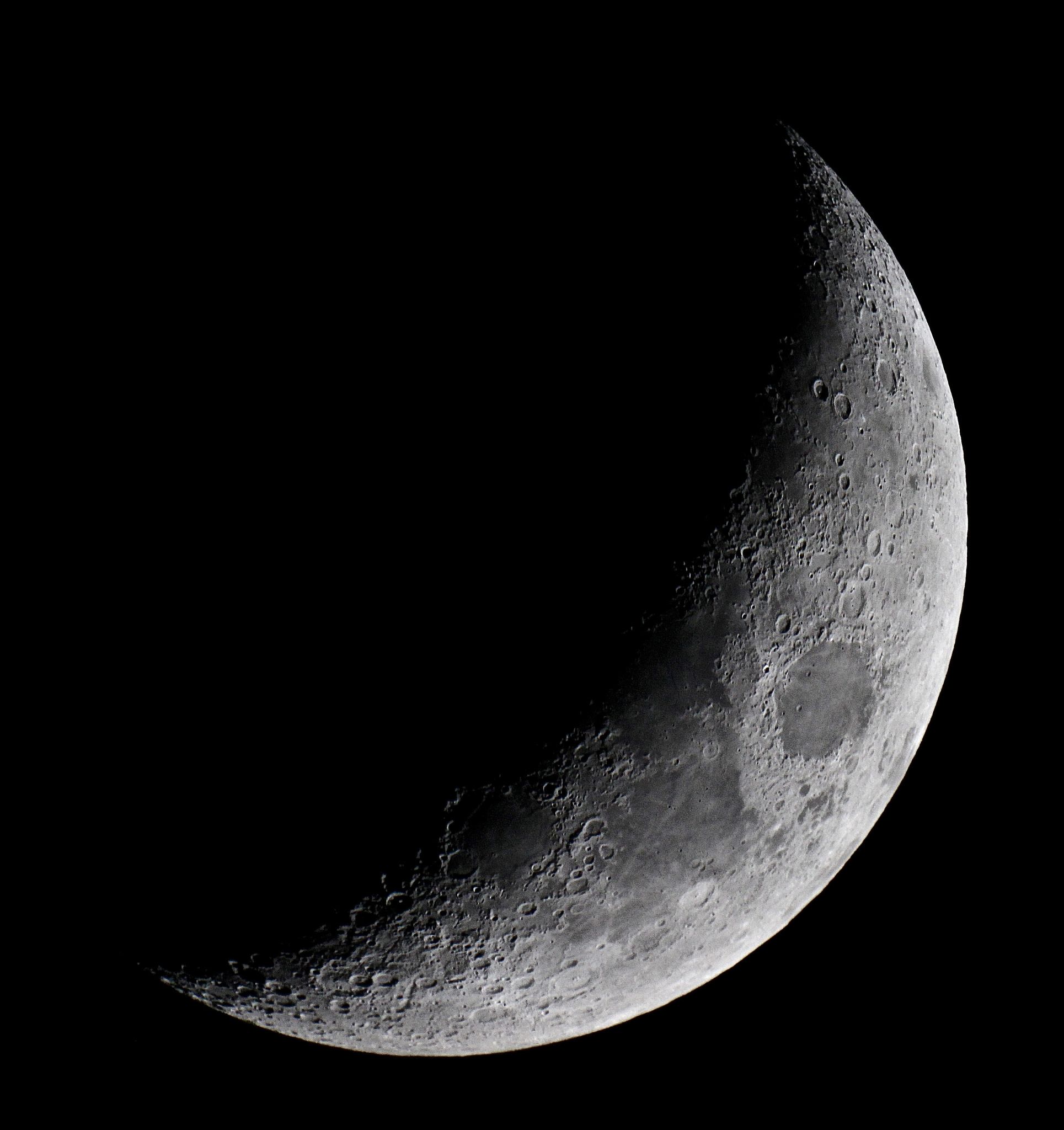 Waxing Crescent Wallpapers - Wallpaper Cave