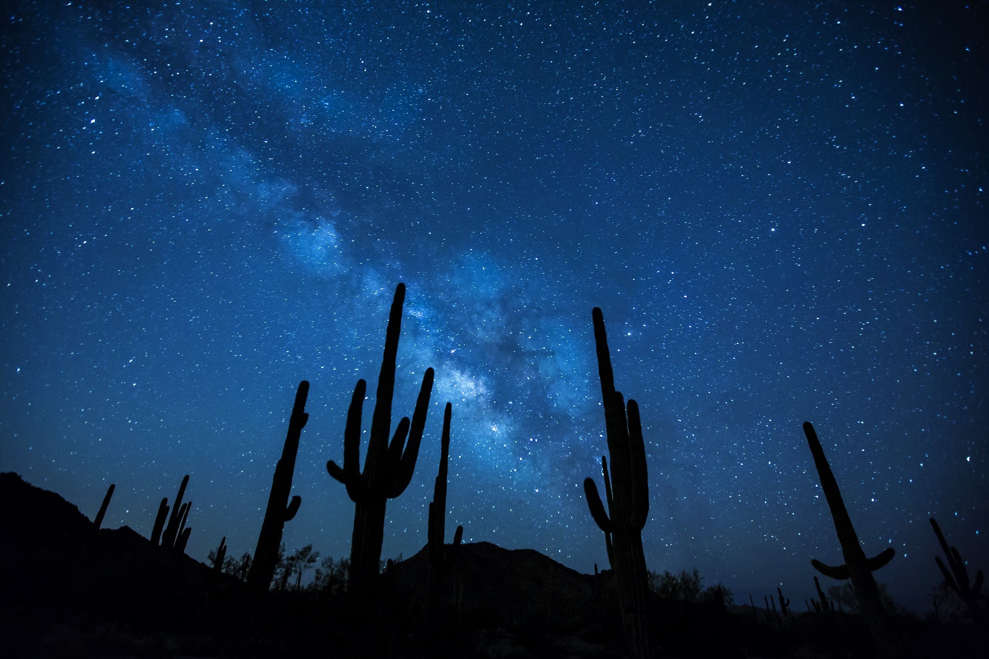 Milky Way Night Sky over Desert HD Wallpaper