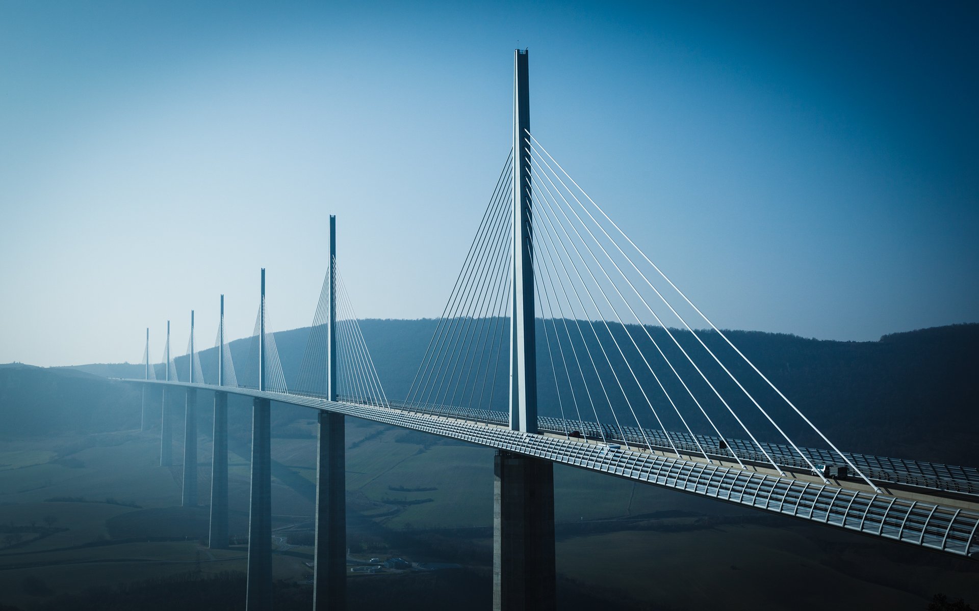 Millau Viaduct in the south of France HD Wallpaper
