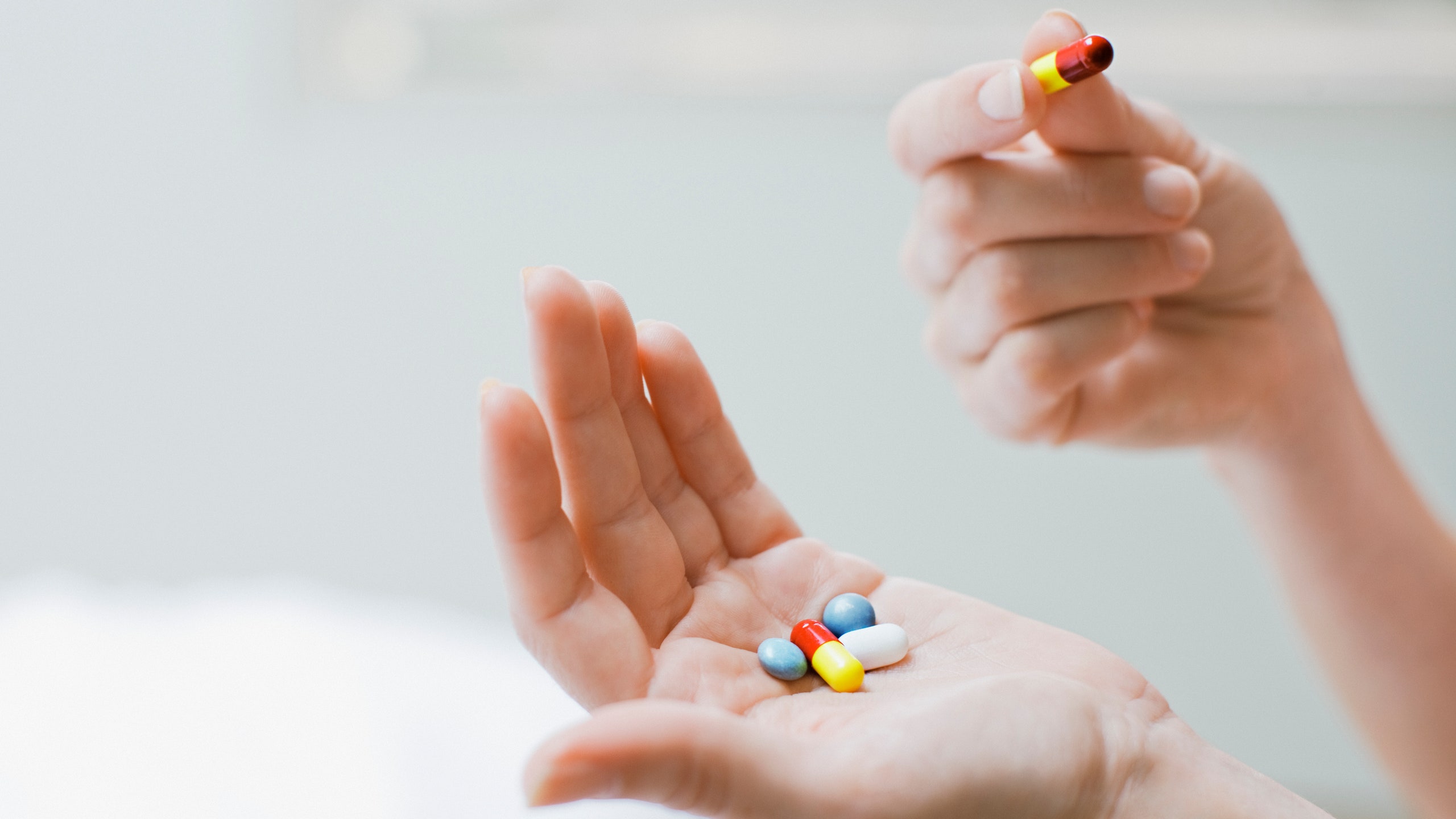 Do I Need a Multivitamin? A Nutritionist's Guide for Women