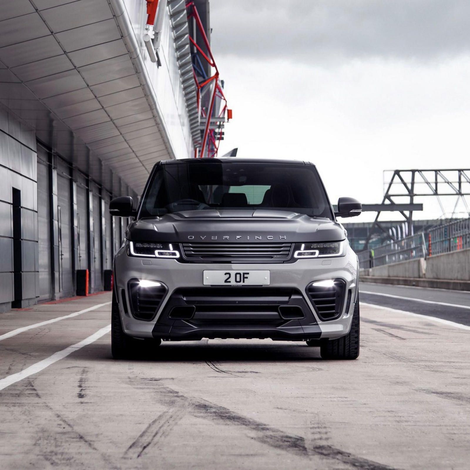 This Is The Most Savage Range Rover Sport SVR Yet. Overfinch has given the Range Rover Sport SVR a carbon f. Range rover sport, Range rover, New range rover sport