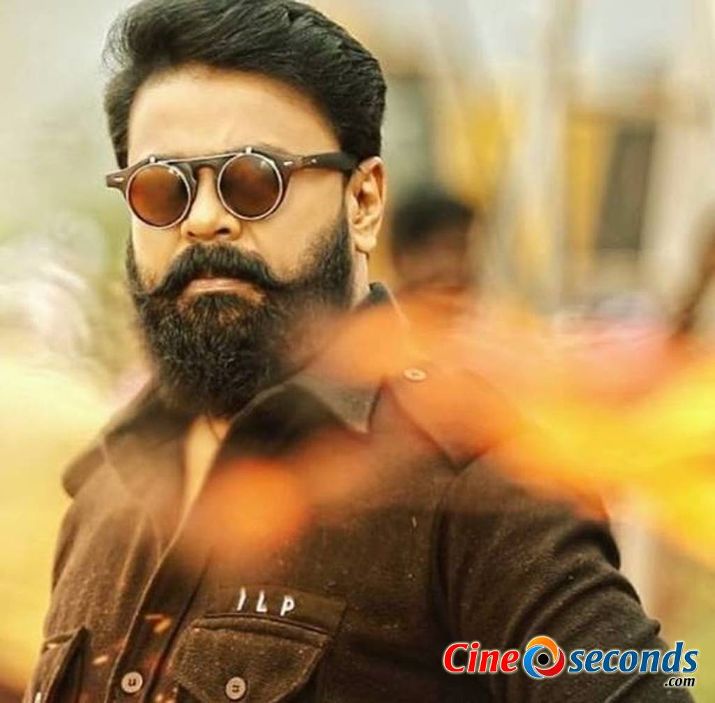 Kammara Sambhavam Stills