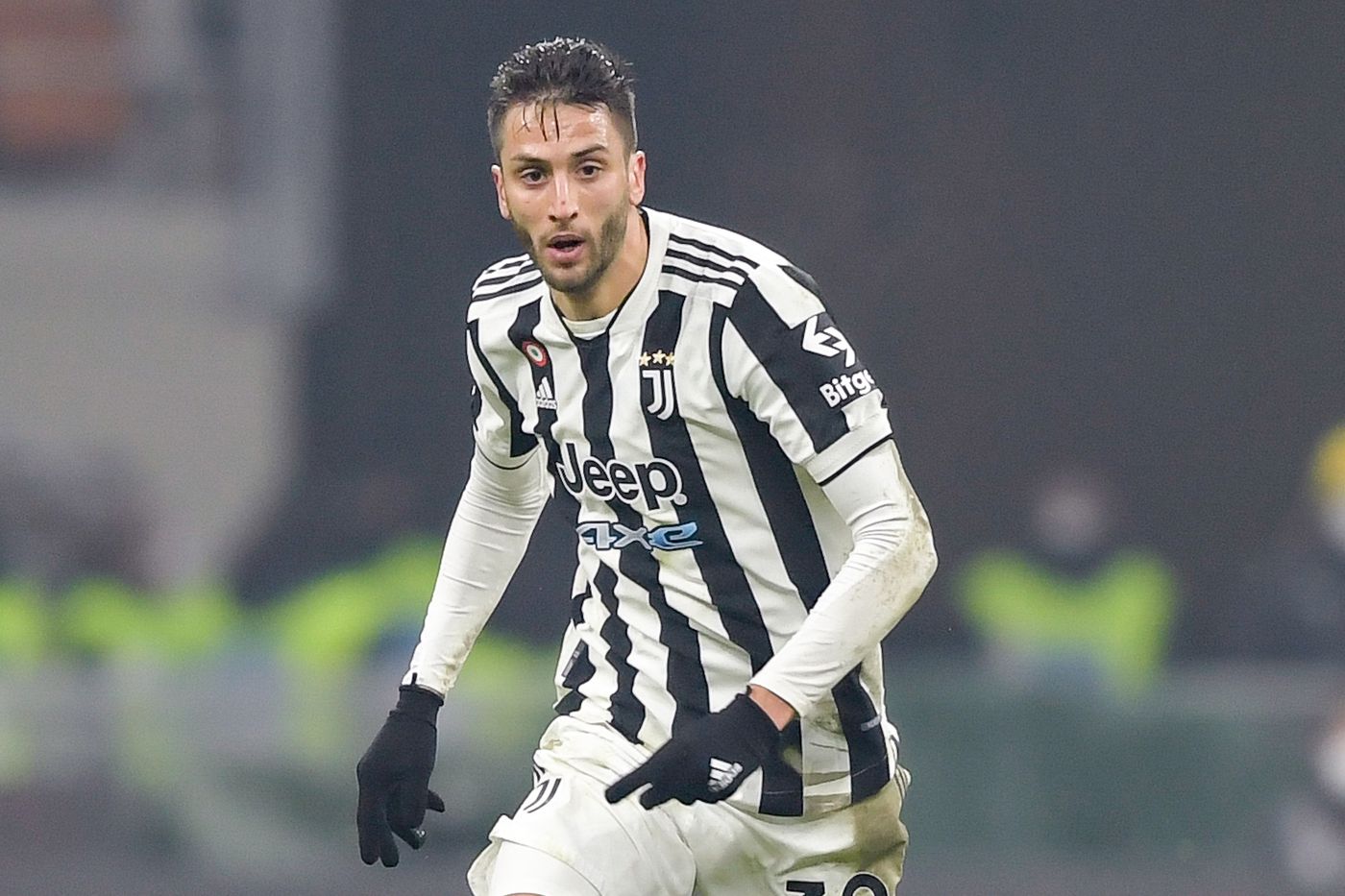 Reports: Juventus, Tottenham agree to Rodrigo Bentancur deal & White & Read All Over
