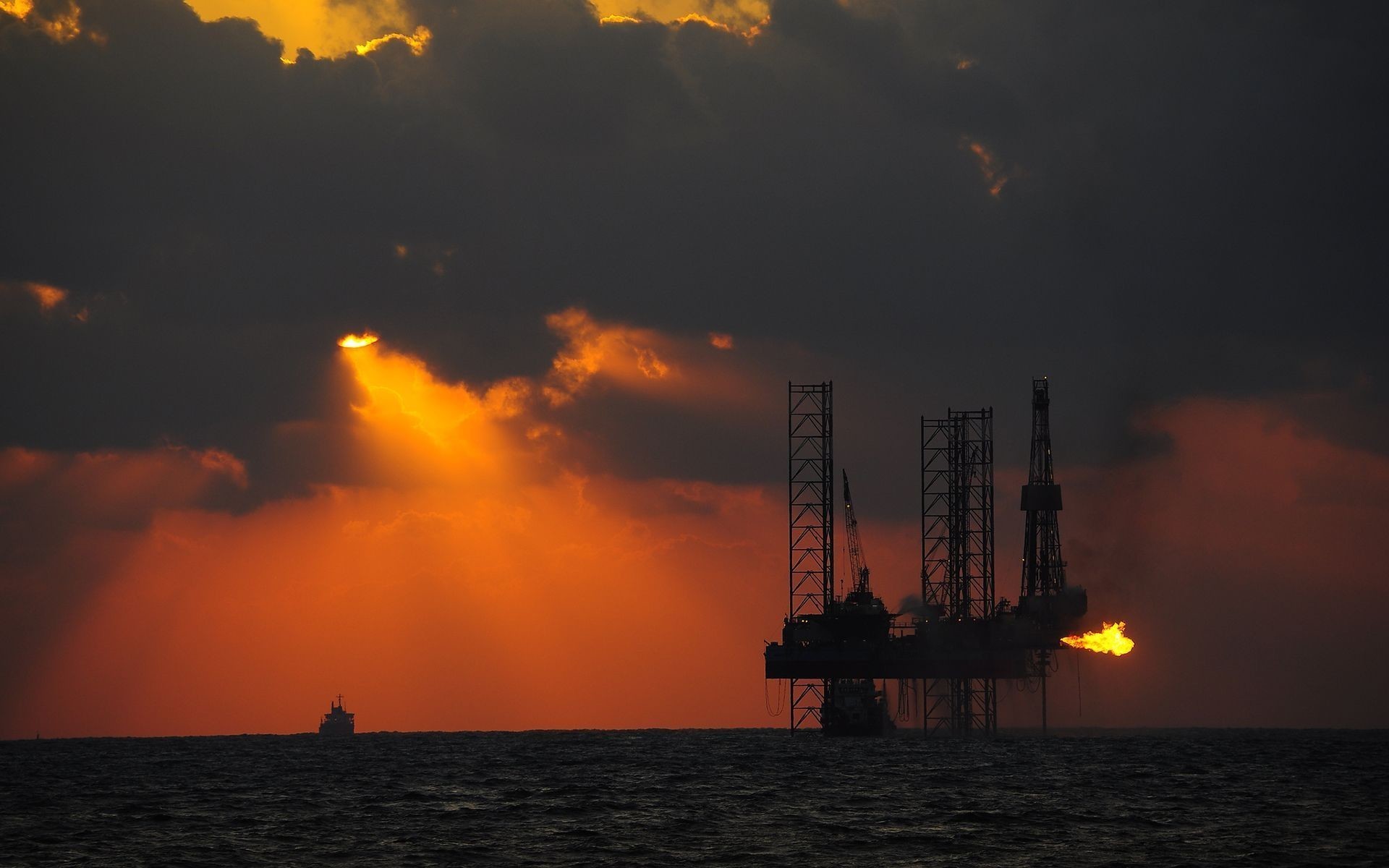 Oil Rig Wallpaper background picture
