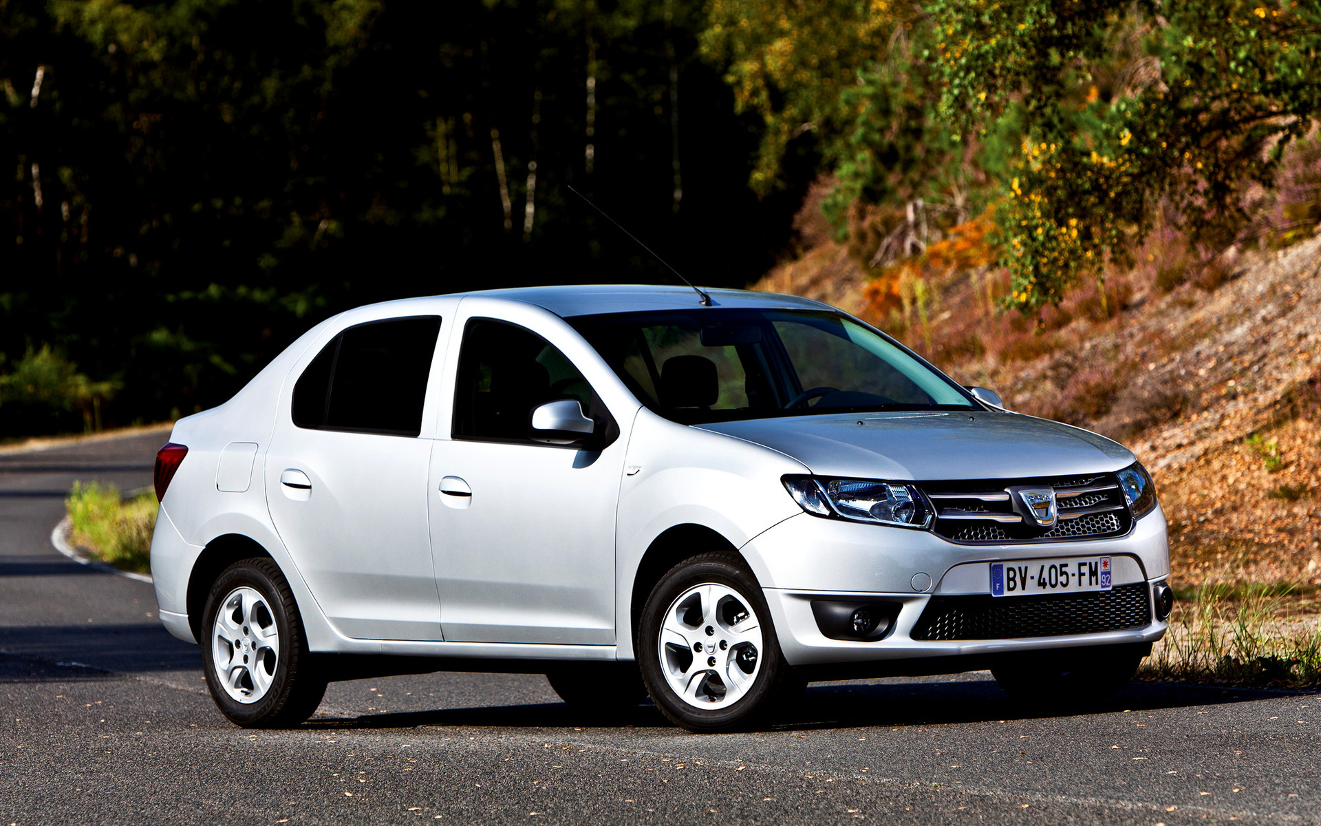 Dacia Logan Wallpaper And HD Image Logan Saloon Uk