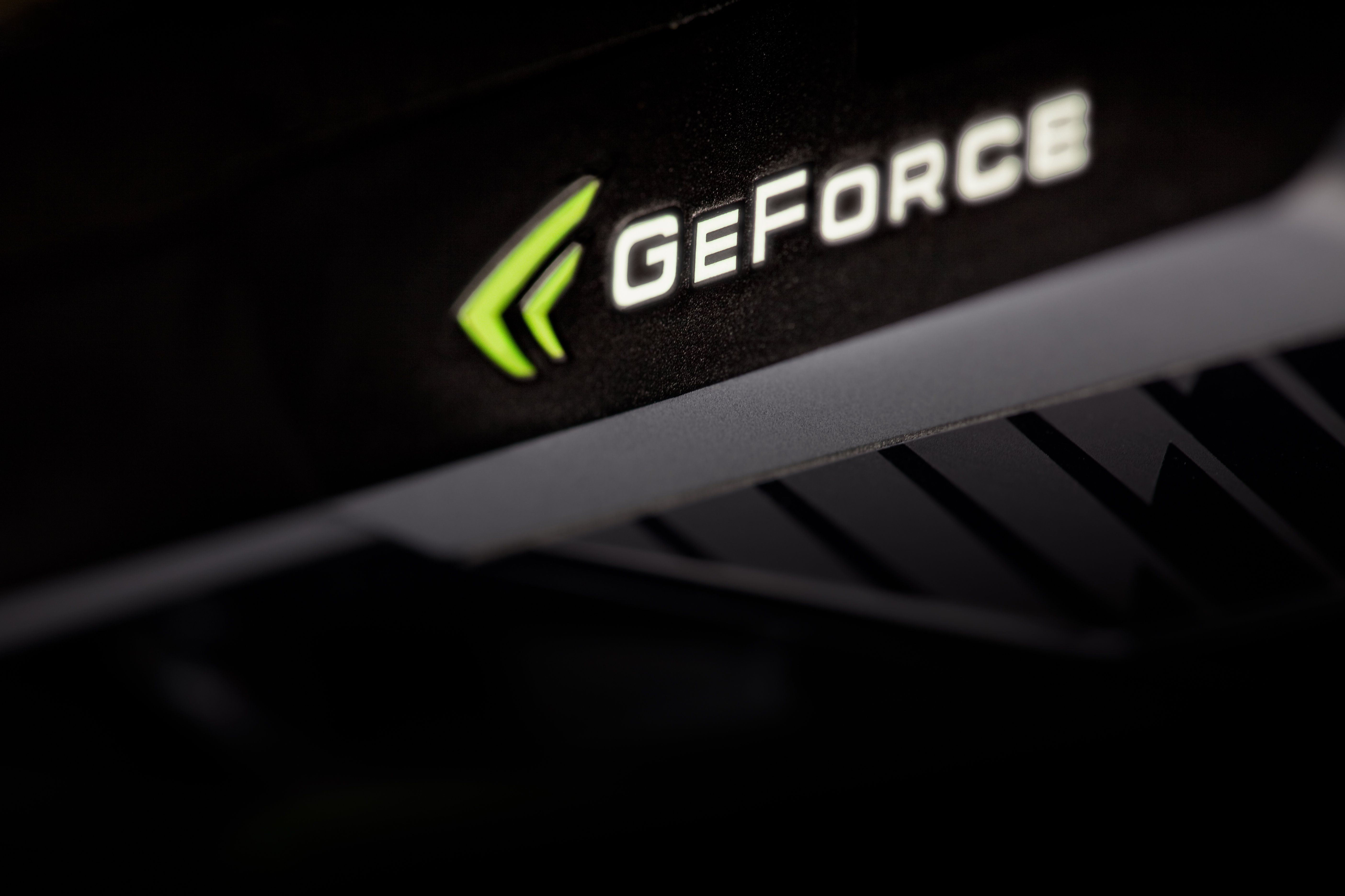 GeForce 355.60 WHQL drivers now available. Geforce wallpaper, Memória, Notícias