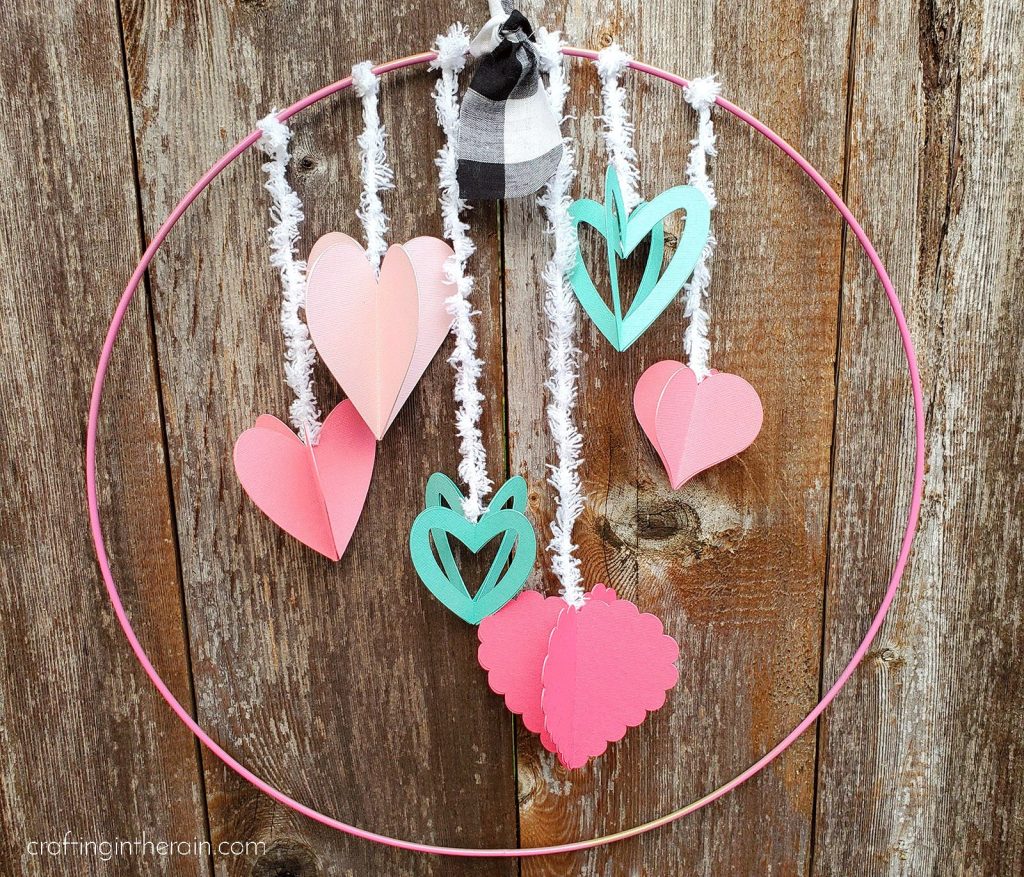 Cricut Valentine's Day Wreaths in the Rain