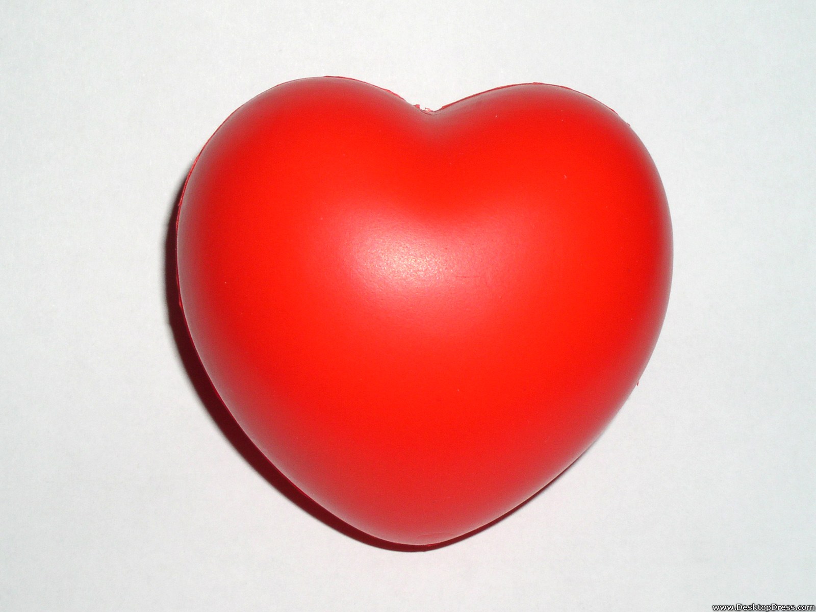 Desktop Wallpaper 3D Background Big Red Heart