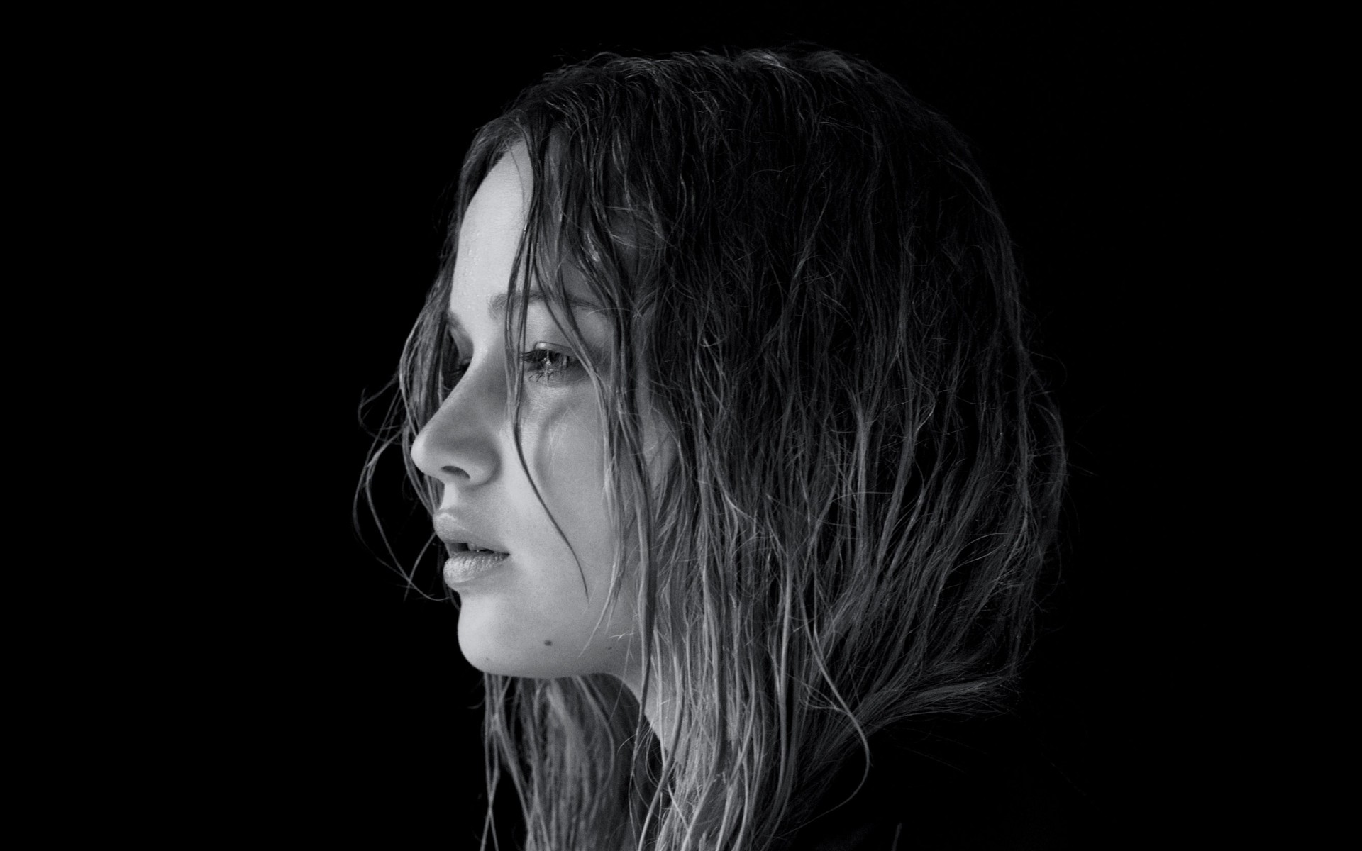 women, Actress, Monochrome, Jennifer, Lawrence, Black, Background, Side, View Wallpaper HD / Desktop and Mobile Background