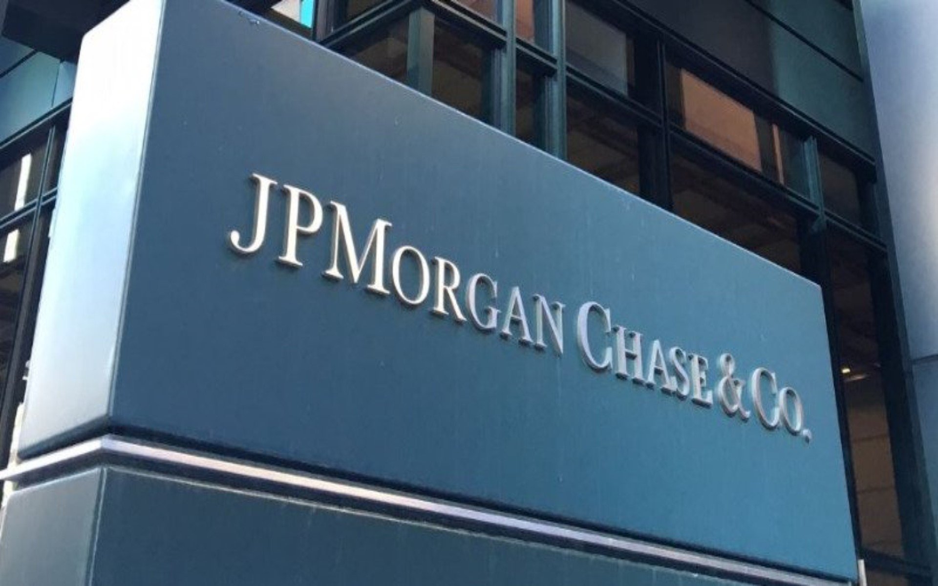 JPMorgan Proclaims Bitcoin ETFs Are the 'Holy Grail'