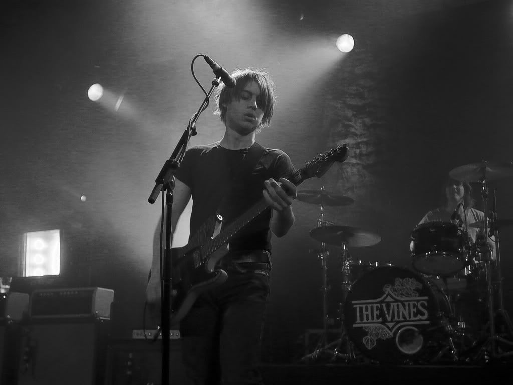 Craig Nicholls of The Vines. Craig nicholls, Wizard of oz, Vines