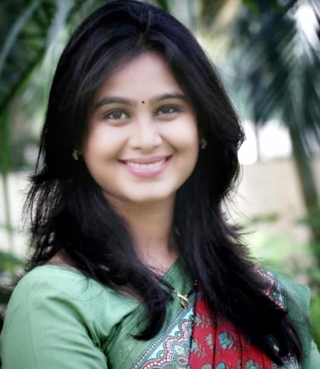 Mrunal Dusanis marathi actress 2