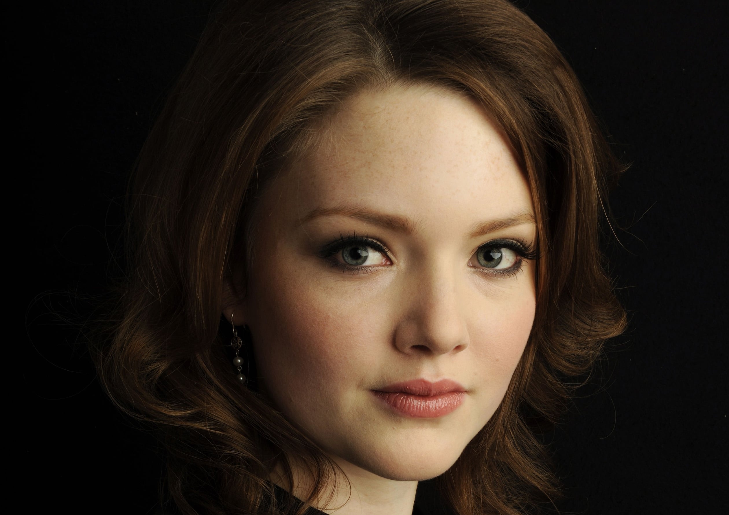 Holliday Grainger Wallpapers - Wallpaper Cave