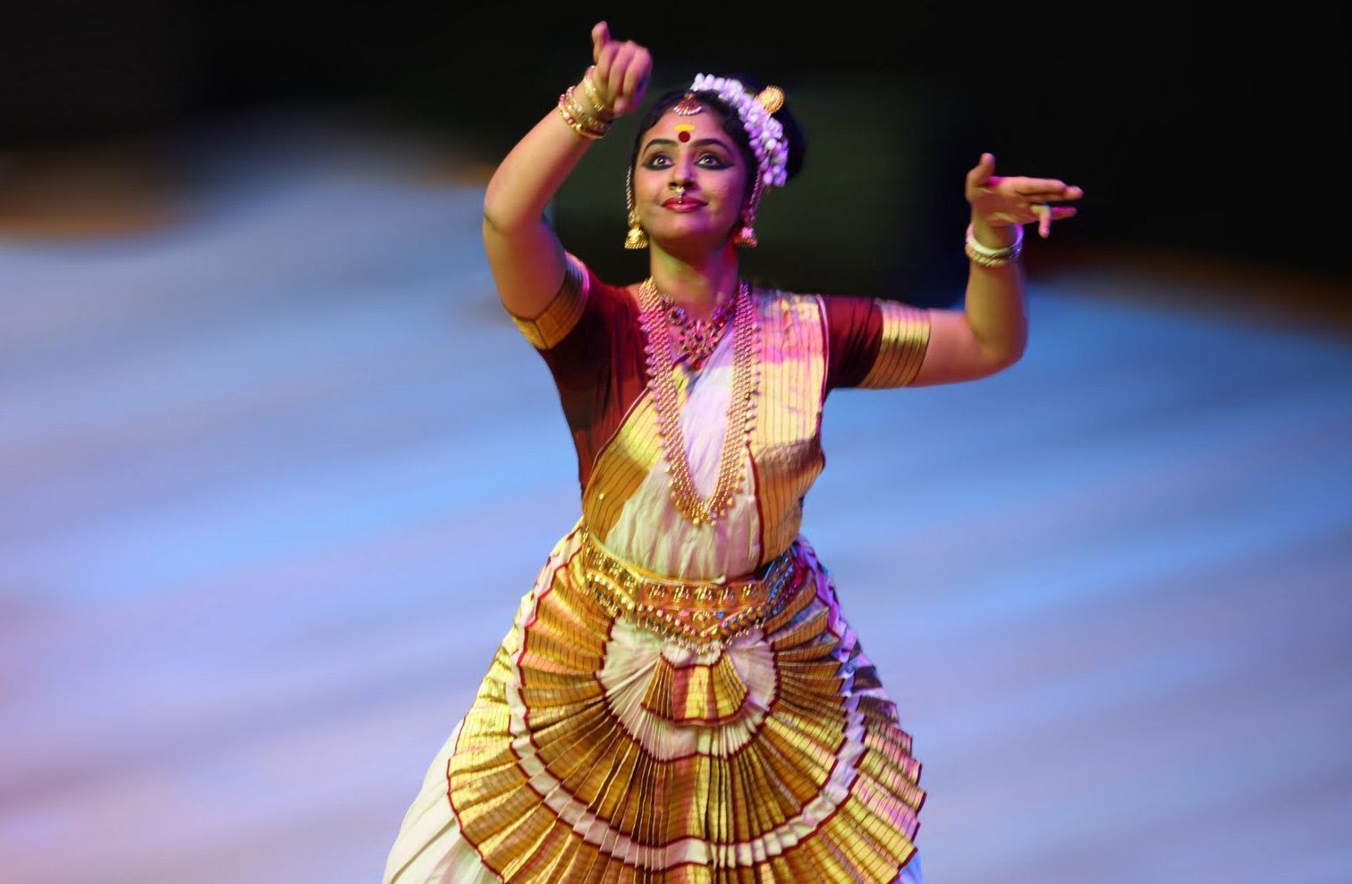 Mohiniyattam Wallpaper