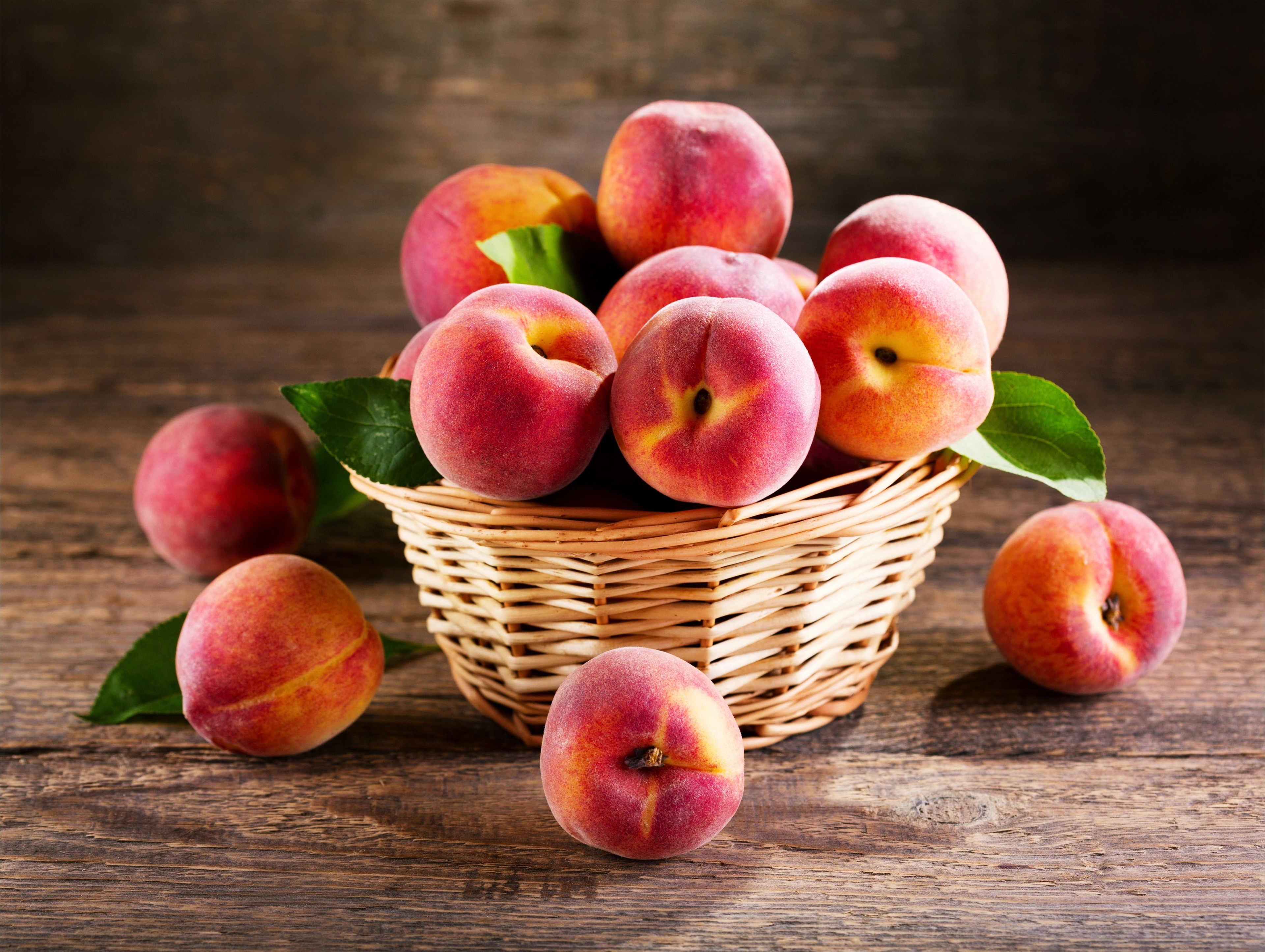 Peach Fruit Food Basket Wallpaper:3840x2891