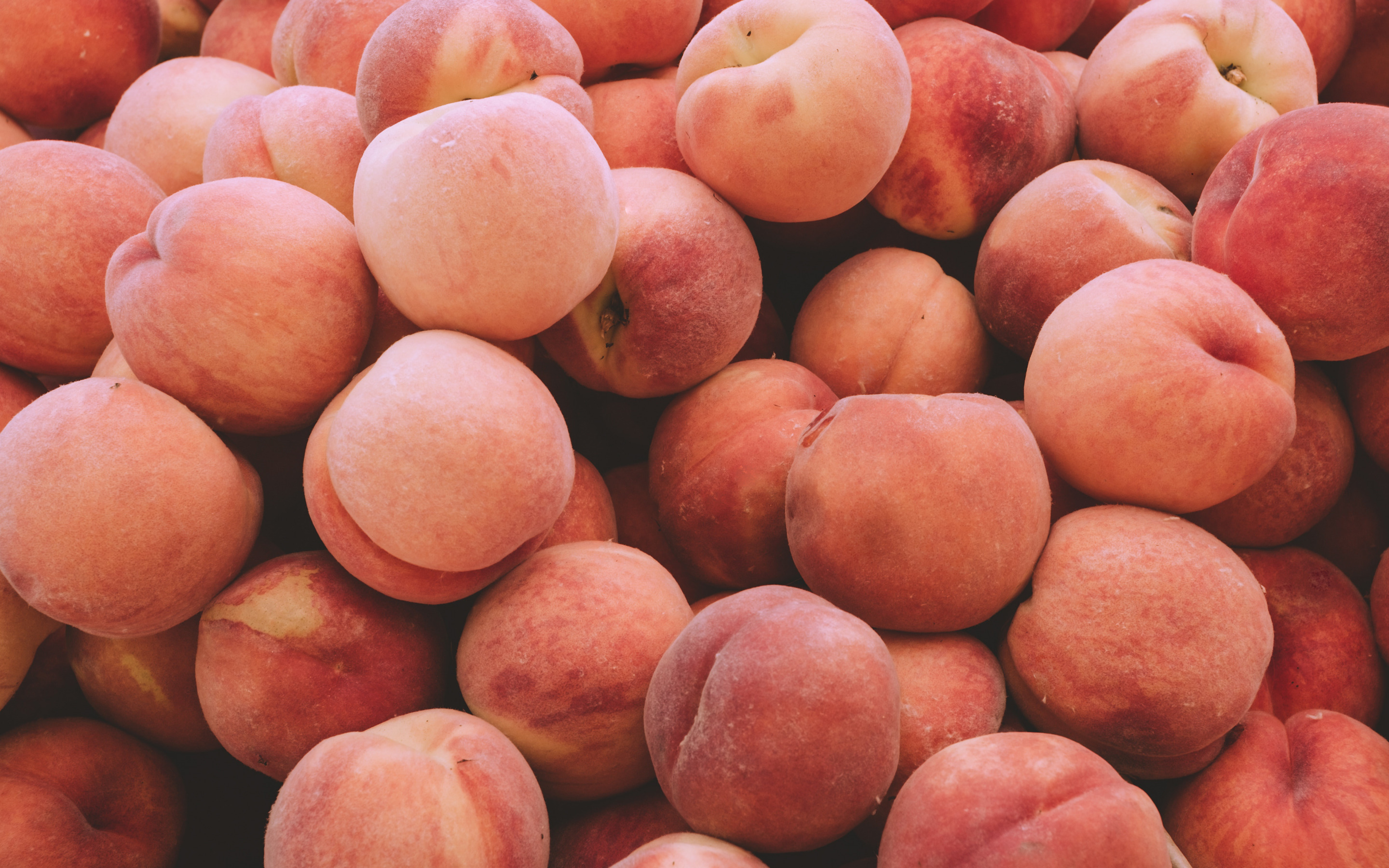 Download wallpaper peaches, fruit, summer, peach texture, mountain of ripe peaches for desktop with resolution 2880x1800. High Quality HD picture wallpaper