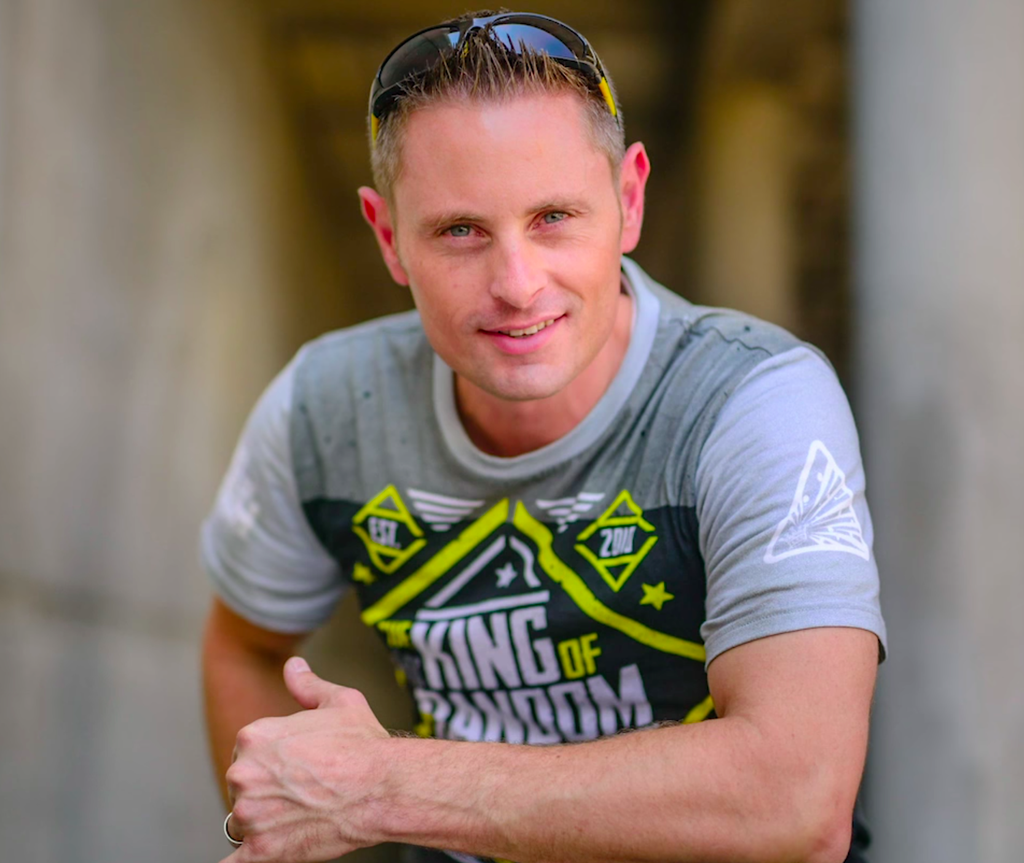 YouTube Star Grant Thompson Dies in Paragliding Accident