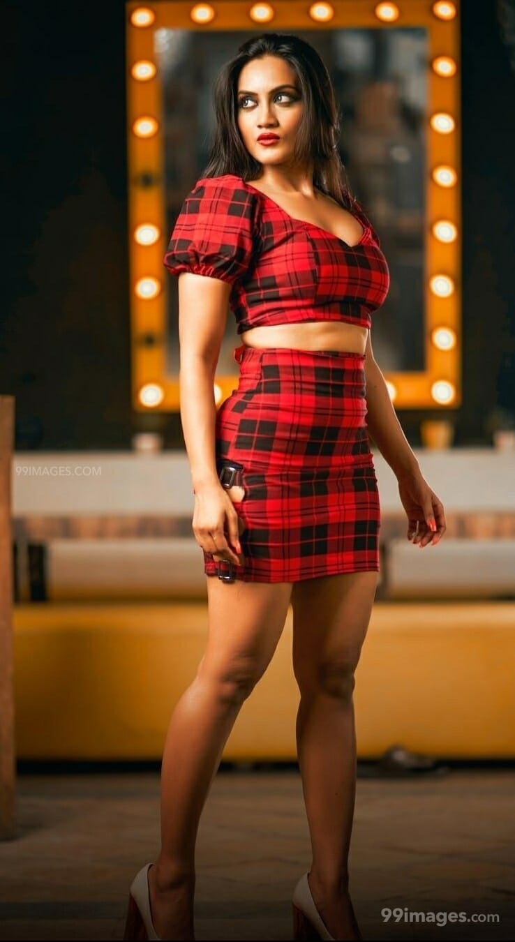 Amika Shail HD Wallpaper (Desktop Background / Android / iPhone) (1080p, 4k) (738x1350)