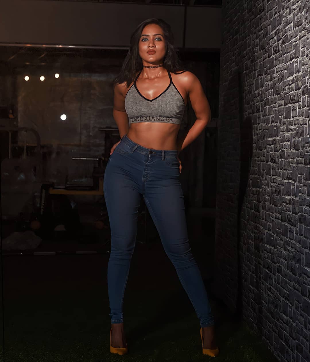 Amika Shail Gandii Baat Web Series Actress, Singer Gorgeous Photo Gallery