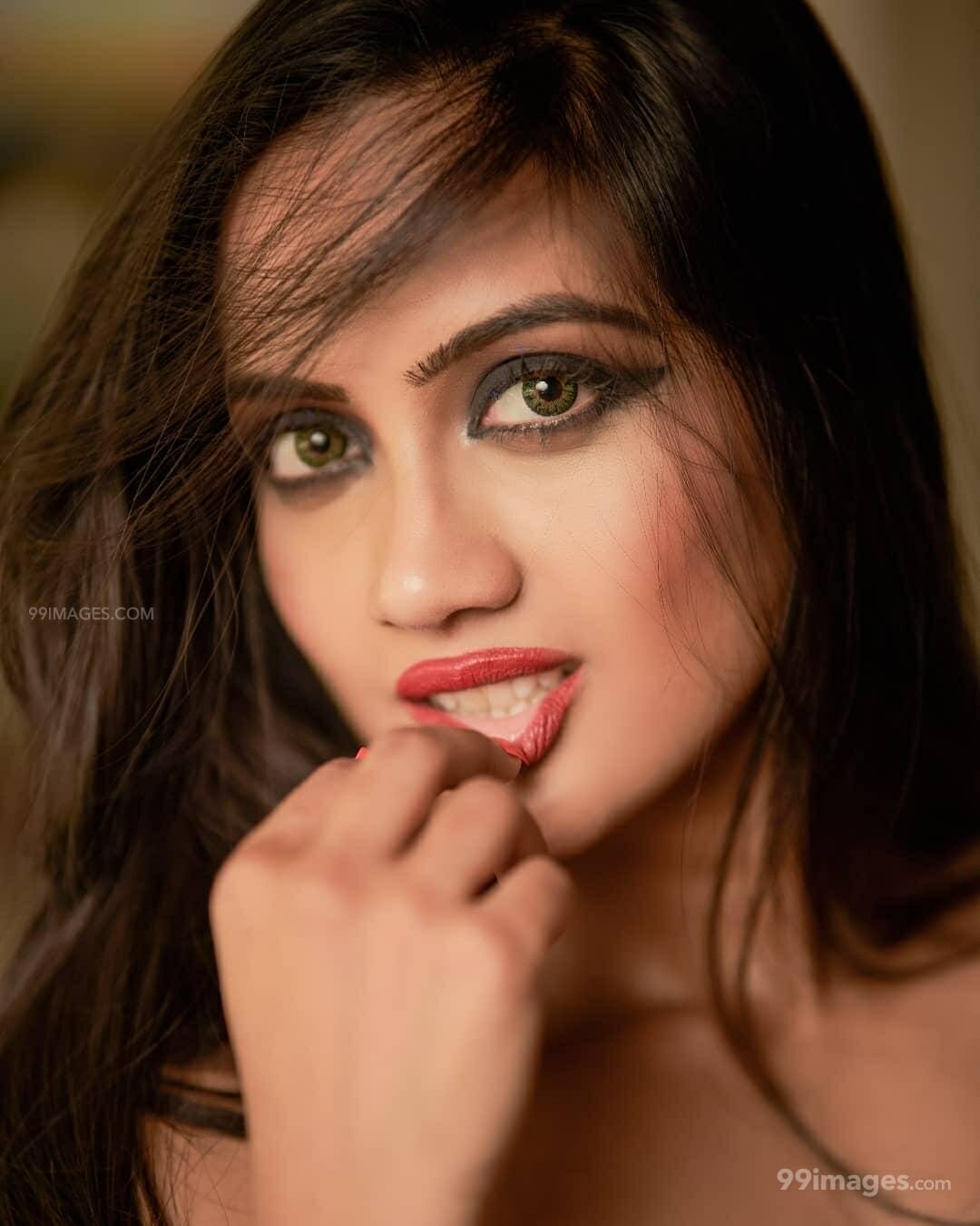 Amika Shail HD Photo & Wallpaper for mobile Download, WhatsApp DP (1080p)