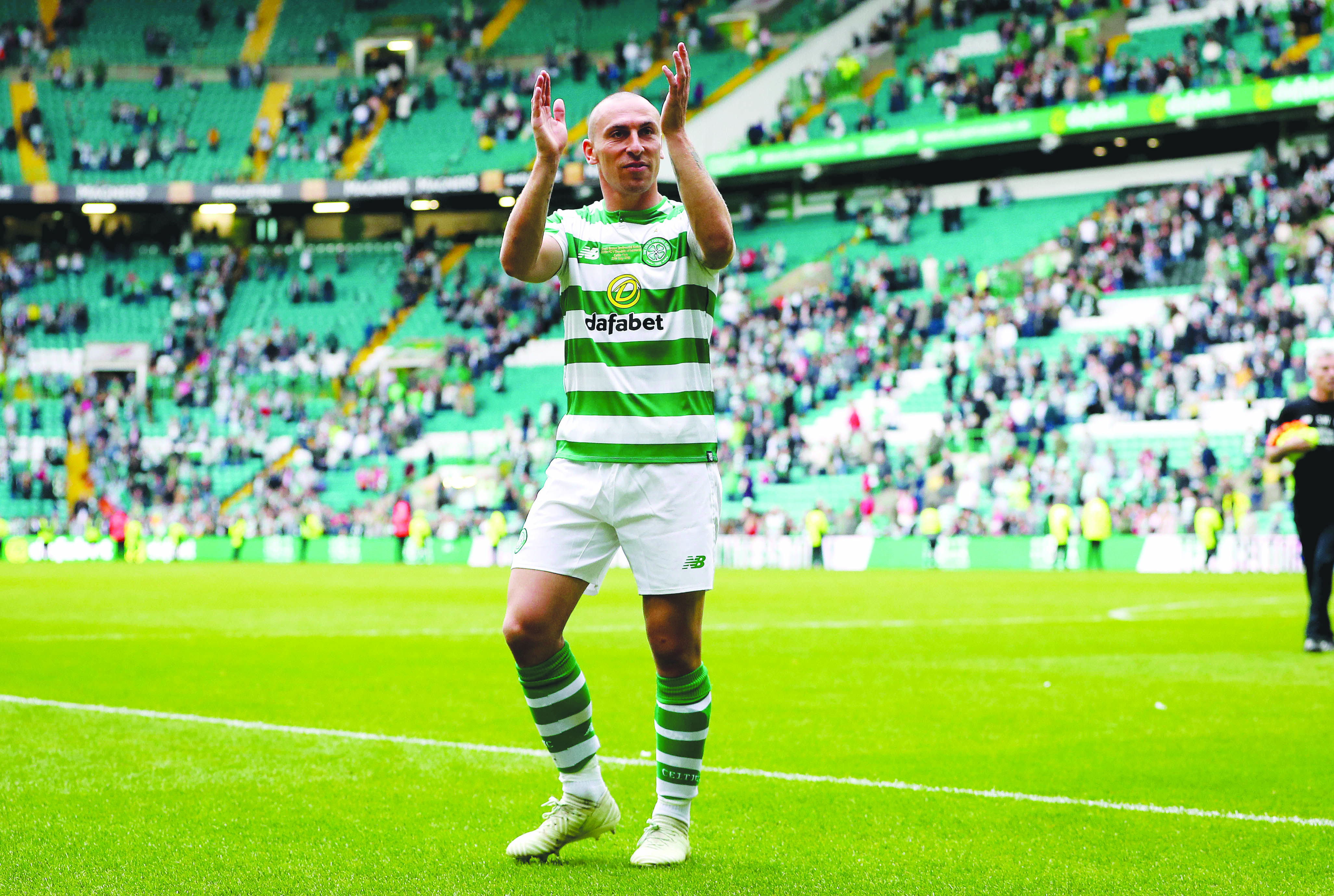 Pressure mounts on Lennon after poor run