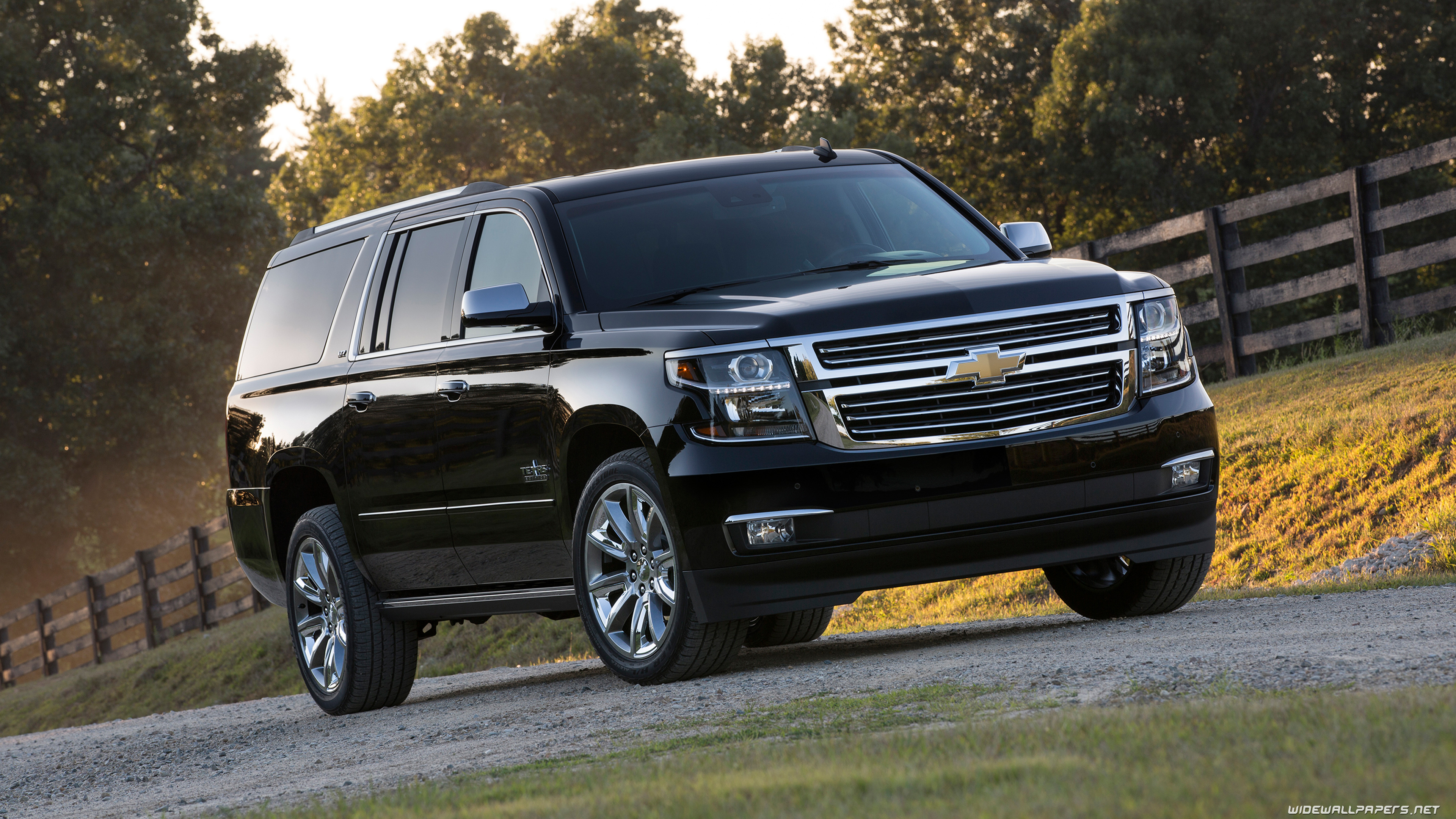 Chevrolet Suburban cars desktop wallpaper 4K Ultra HD