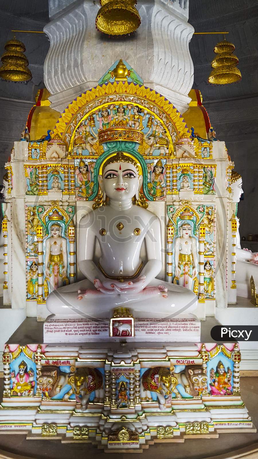 Image Of Beautiful Marble Statue Of Swetamber Jain God MY866341 Picxy