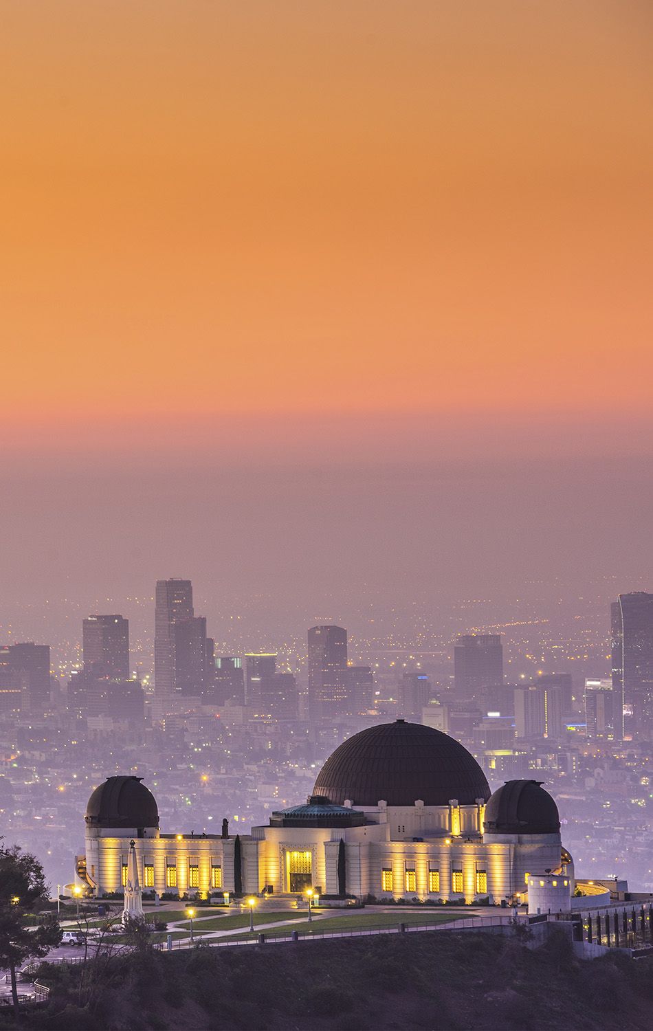 Los Angeles' Griffith Observatory. Original Travel. California vacation, Los angeles wallpaper, Los angeles travel
