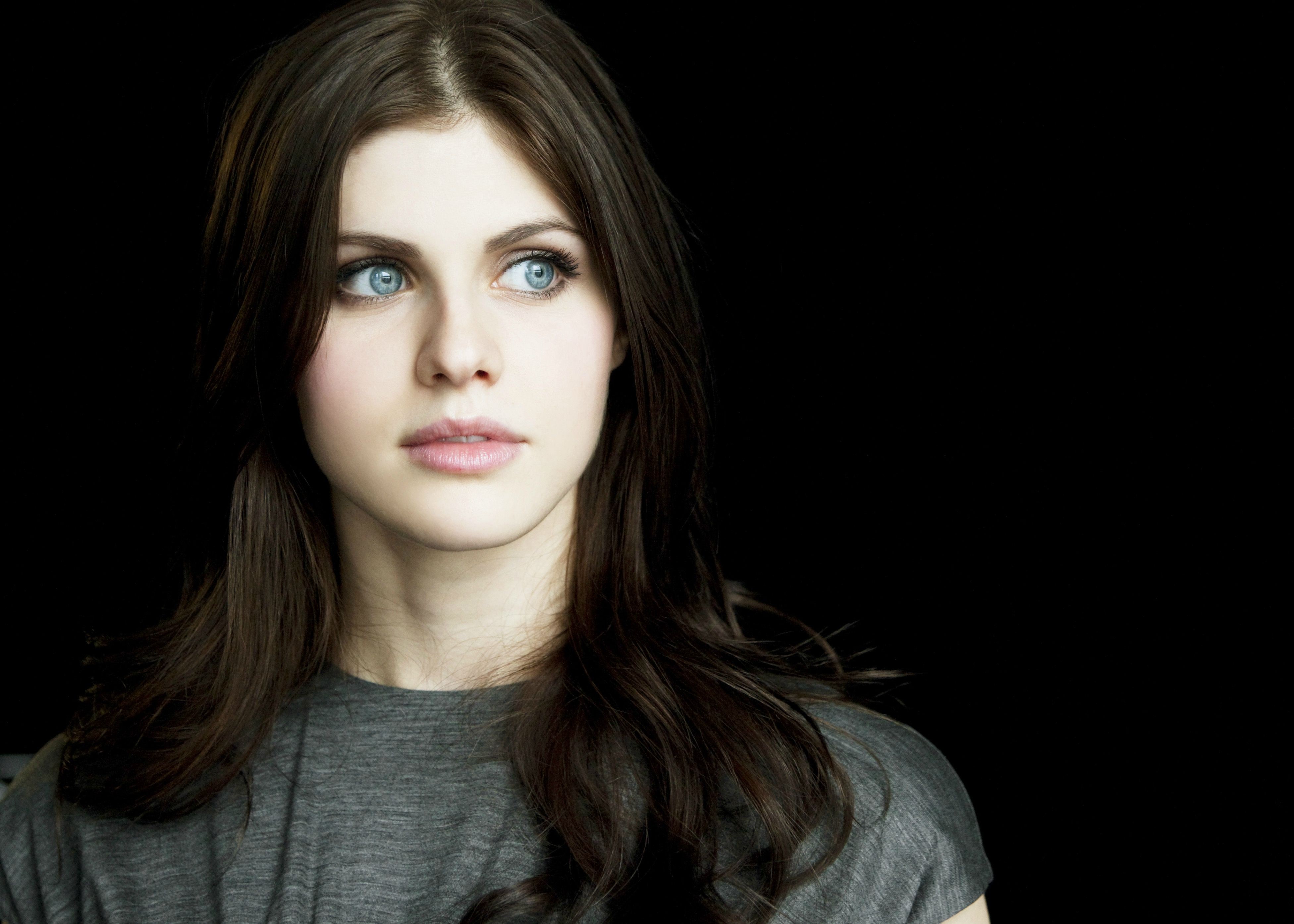 Alexandra Daddario Beautiful Eyes 4k 1600x1200 Resolution HD 4k Wallpaper, Image, Background, Photo and Picture