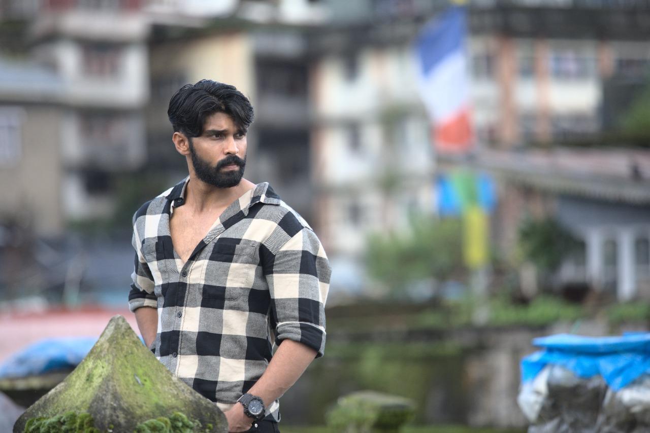 Dhruv Vikram's Unseen Picture From The Sets Of Mahaan Will Make You Go Weak In The Knees!