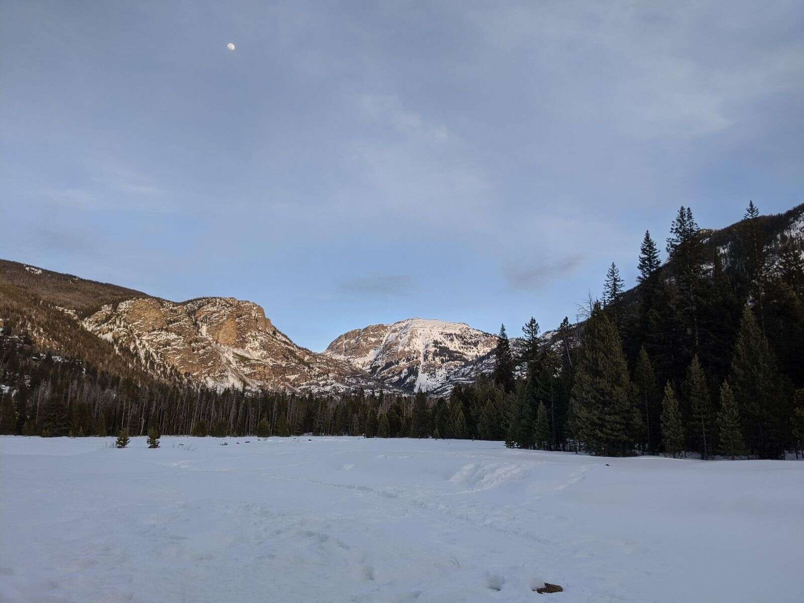 WINTER WONDERLAND. Exploring western isolation at Rocky Mountain National Park
